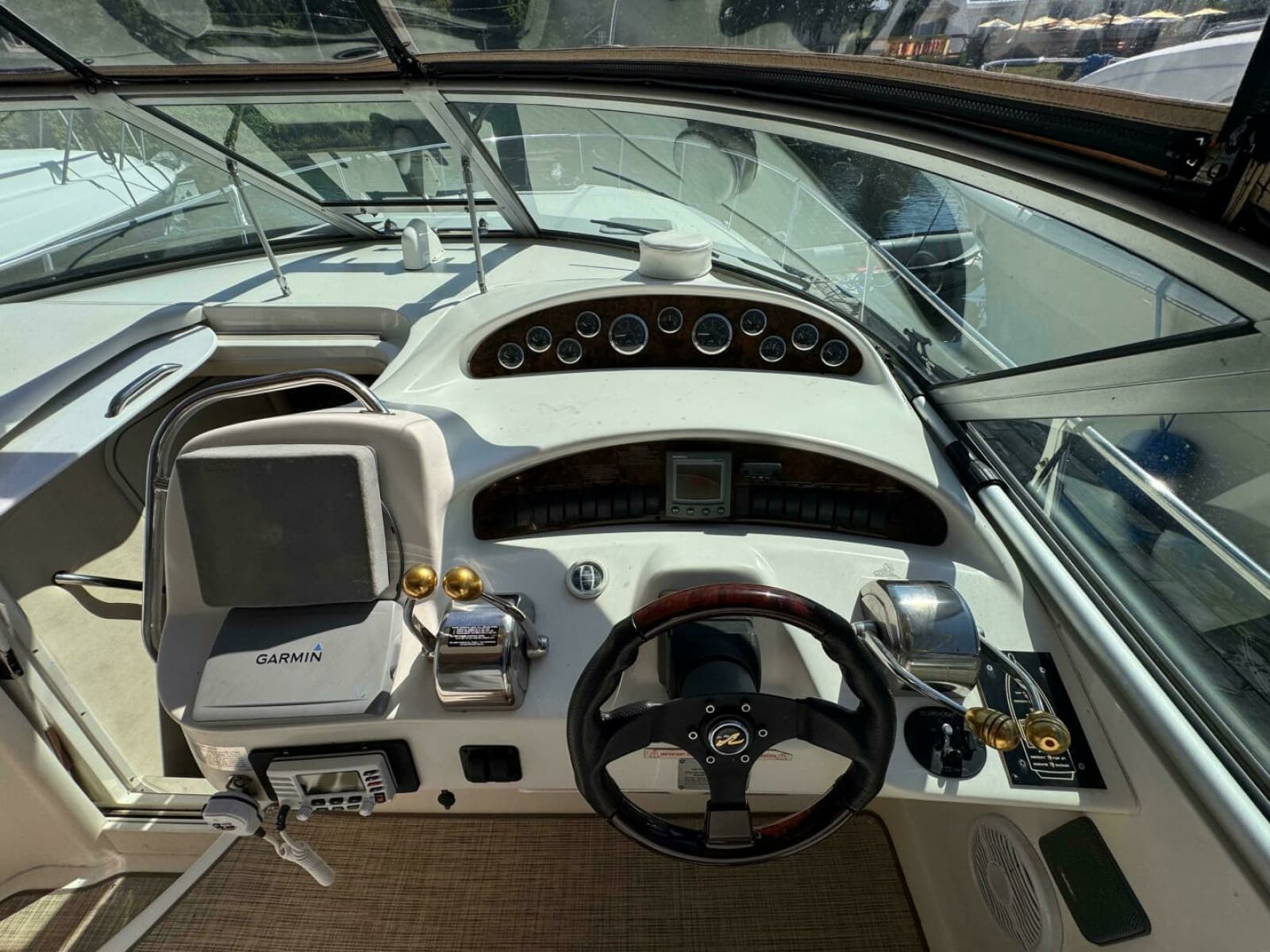 2001 Sea Ray 340 Sundancer - Photo 20