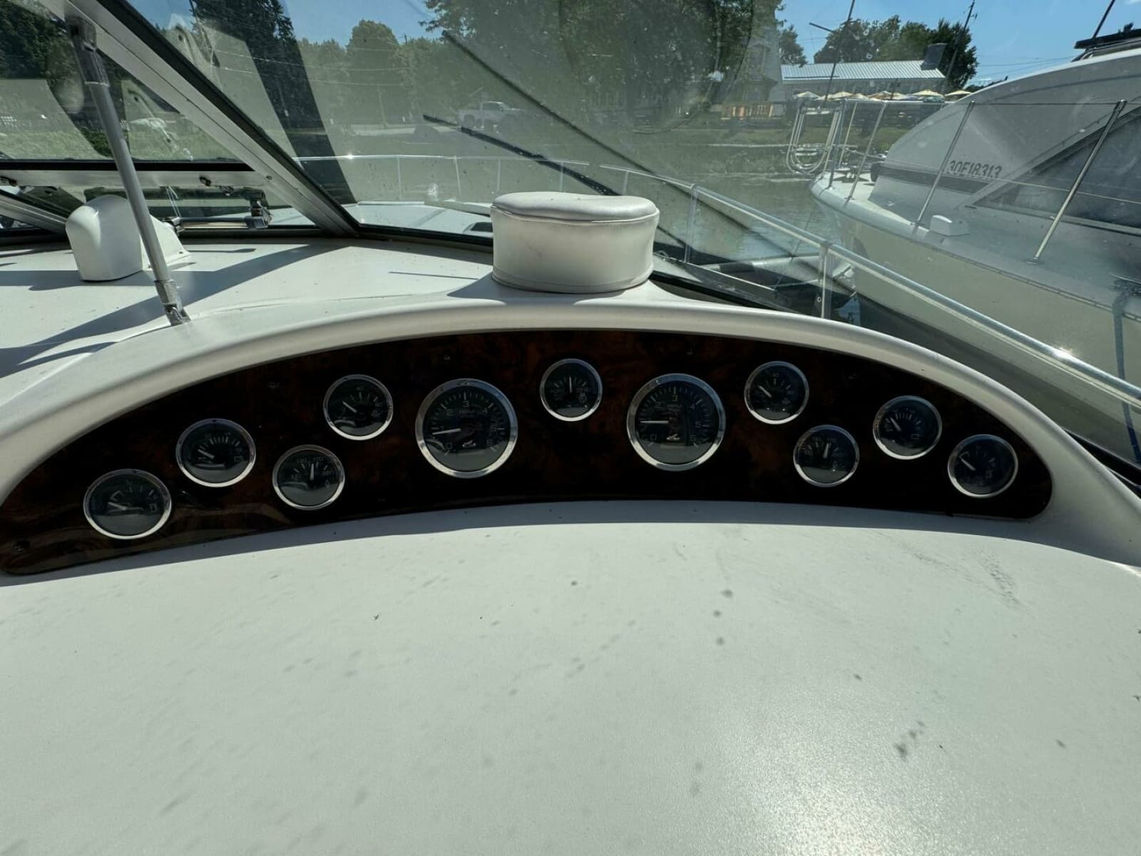 2001 Sea Ray 340 Sundancer - Photo 22