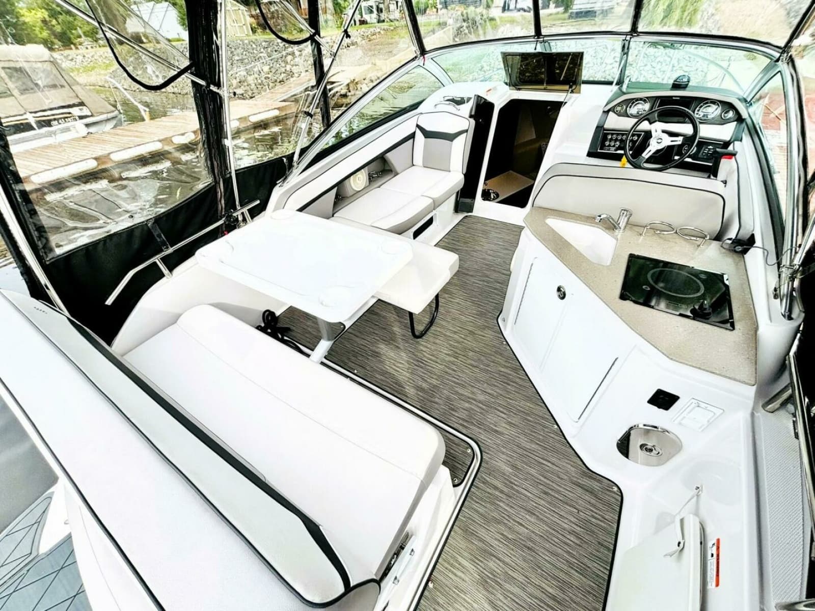 2017 Four Winns V255 - Photo 5