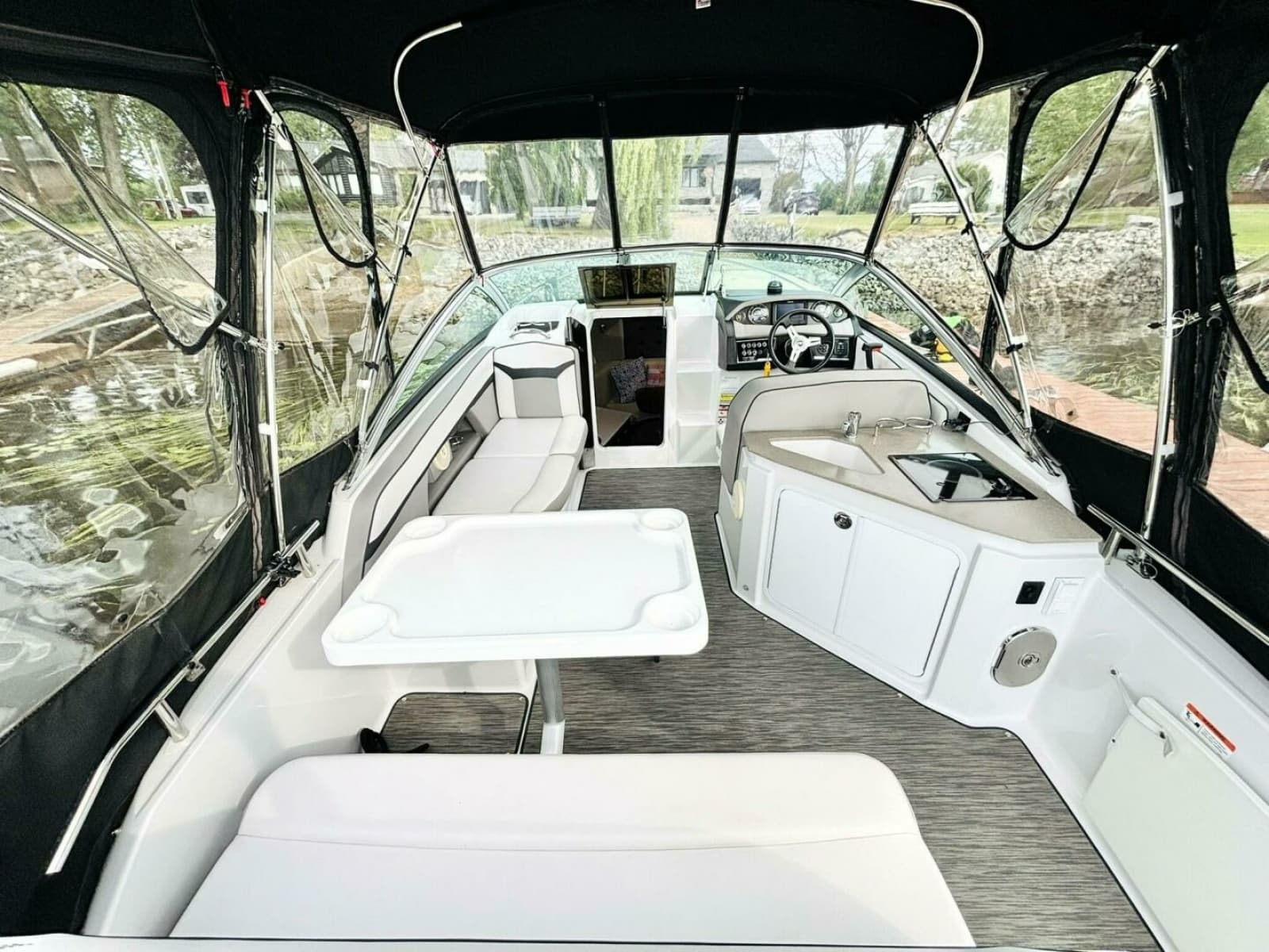 2017 Four Winns V255 - Photo 6