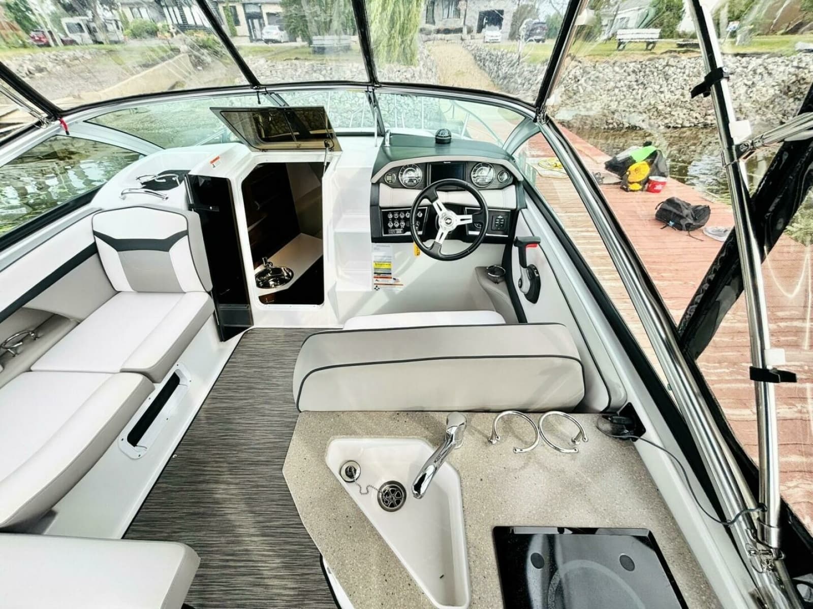 2017 Four Winns V255 - Photo 10