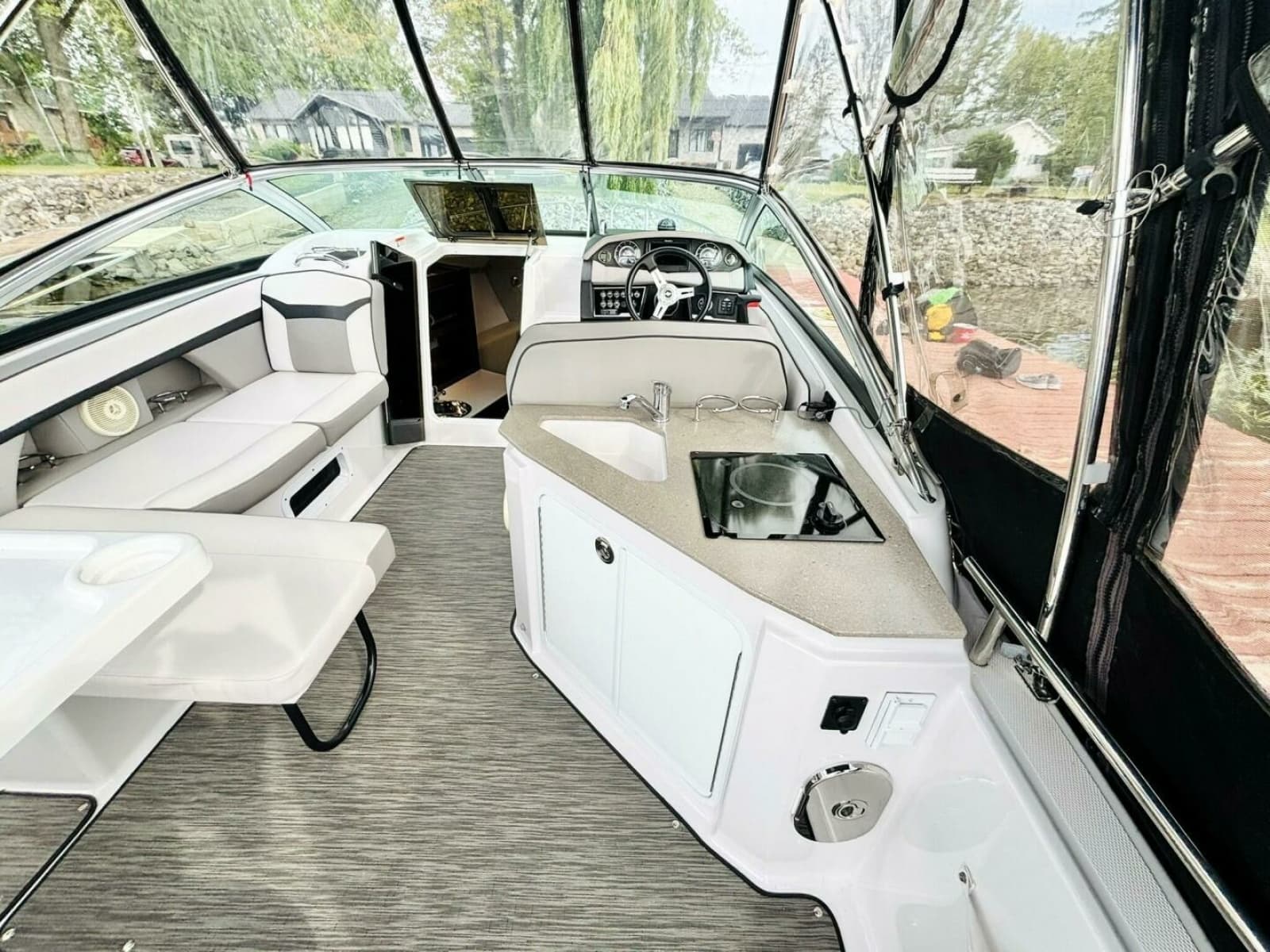 2017 Four Winns V255 - Photo 7
