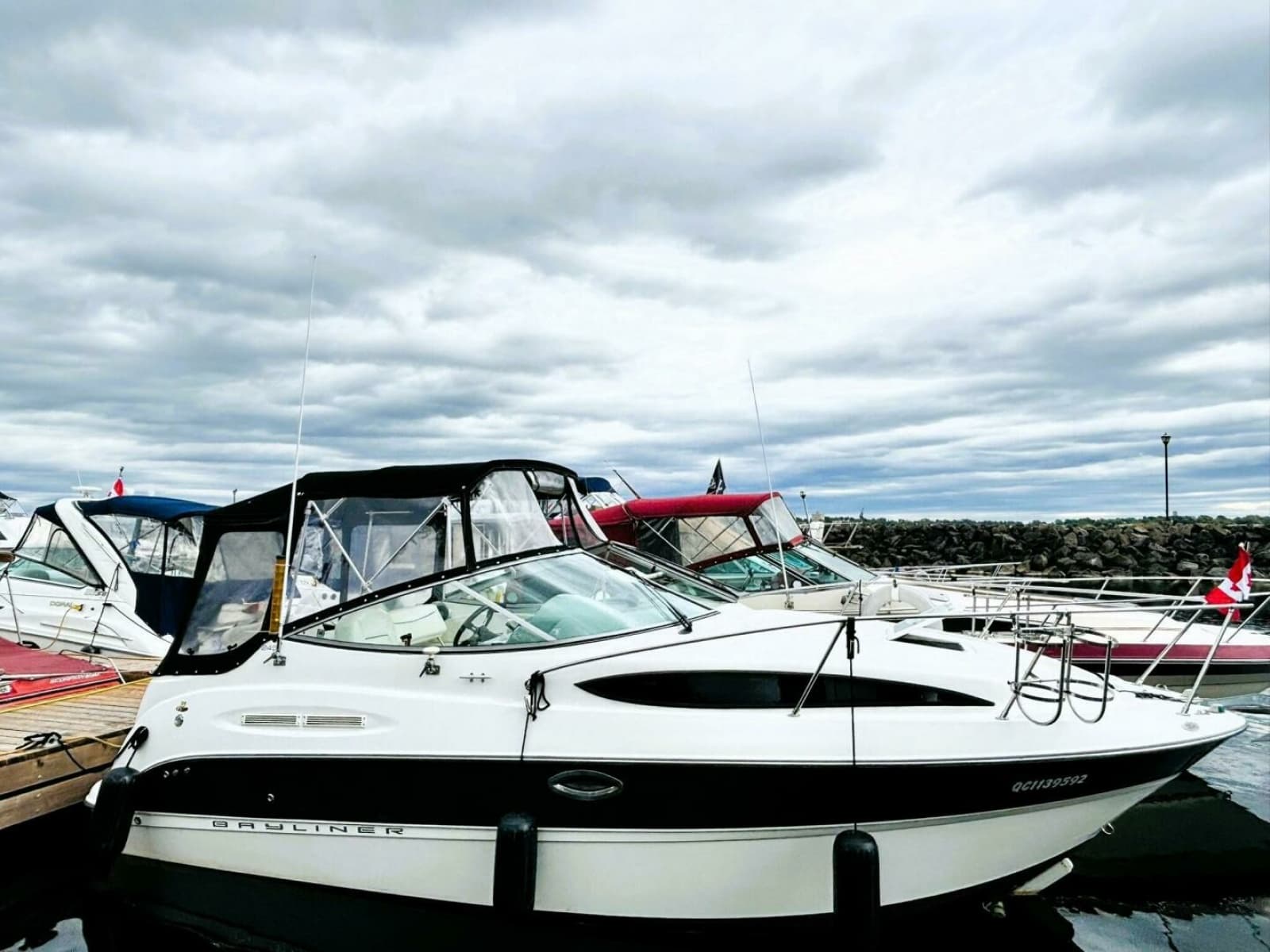 2008 Bayliner 245 SB - Photo 3