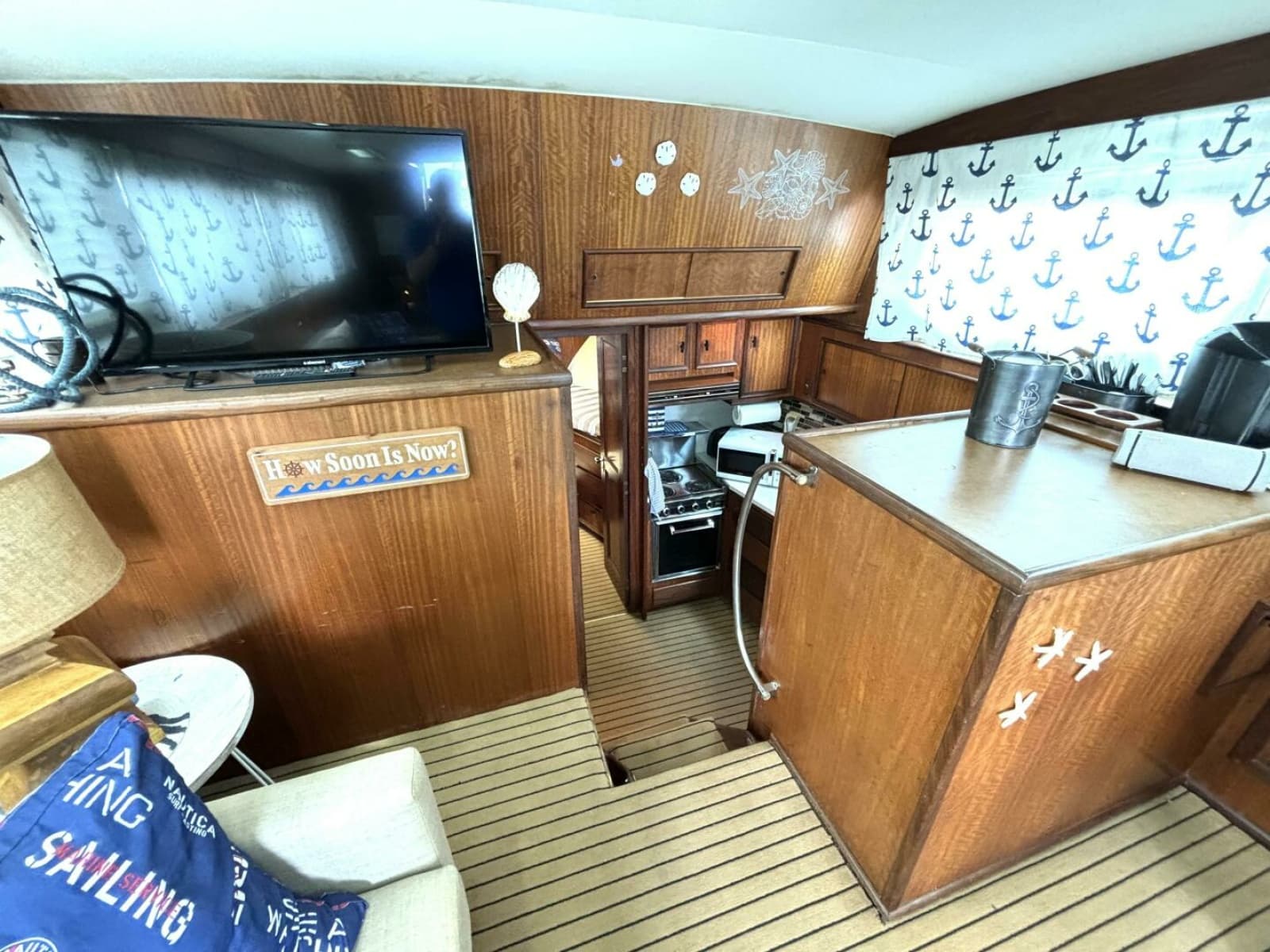 1972 Hatteras 43DC - Photo 29