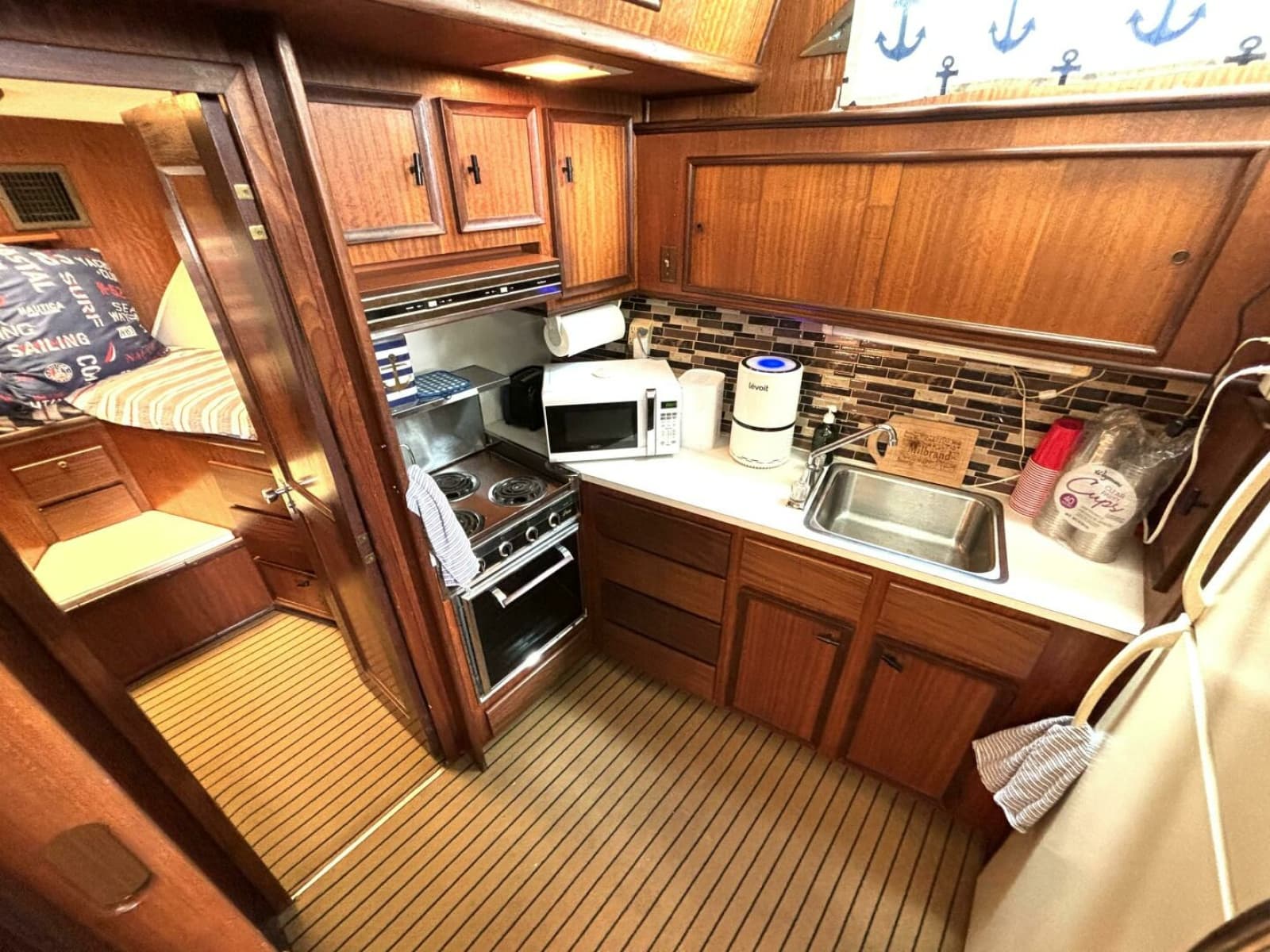 1972 Hatteras 43DC - Photo 30