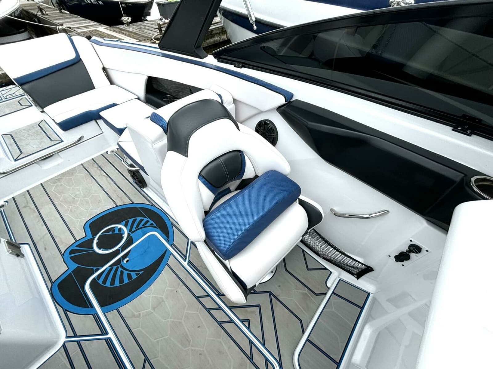 2020 Scarab 255 ID Wake - Photo 19