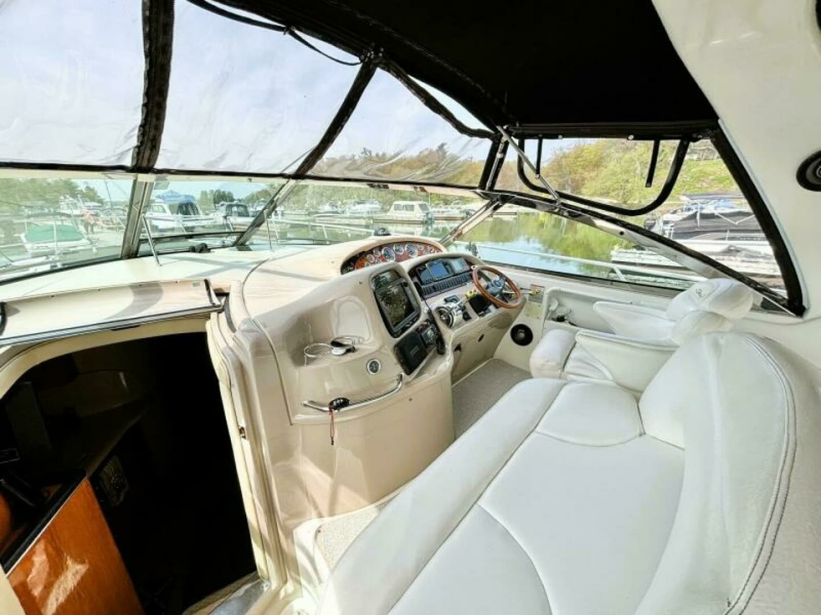 2000 Sea Ray 410 SUNDANCER - Photo 15