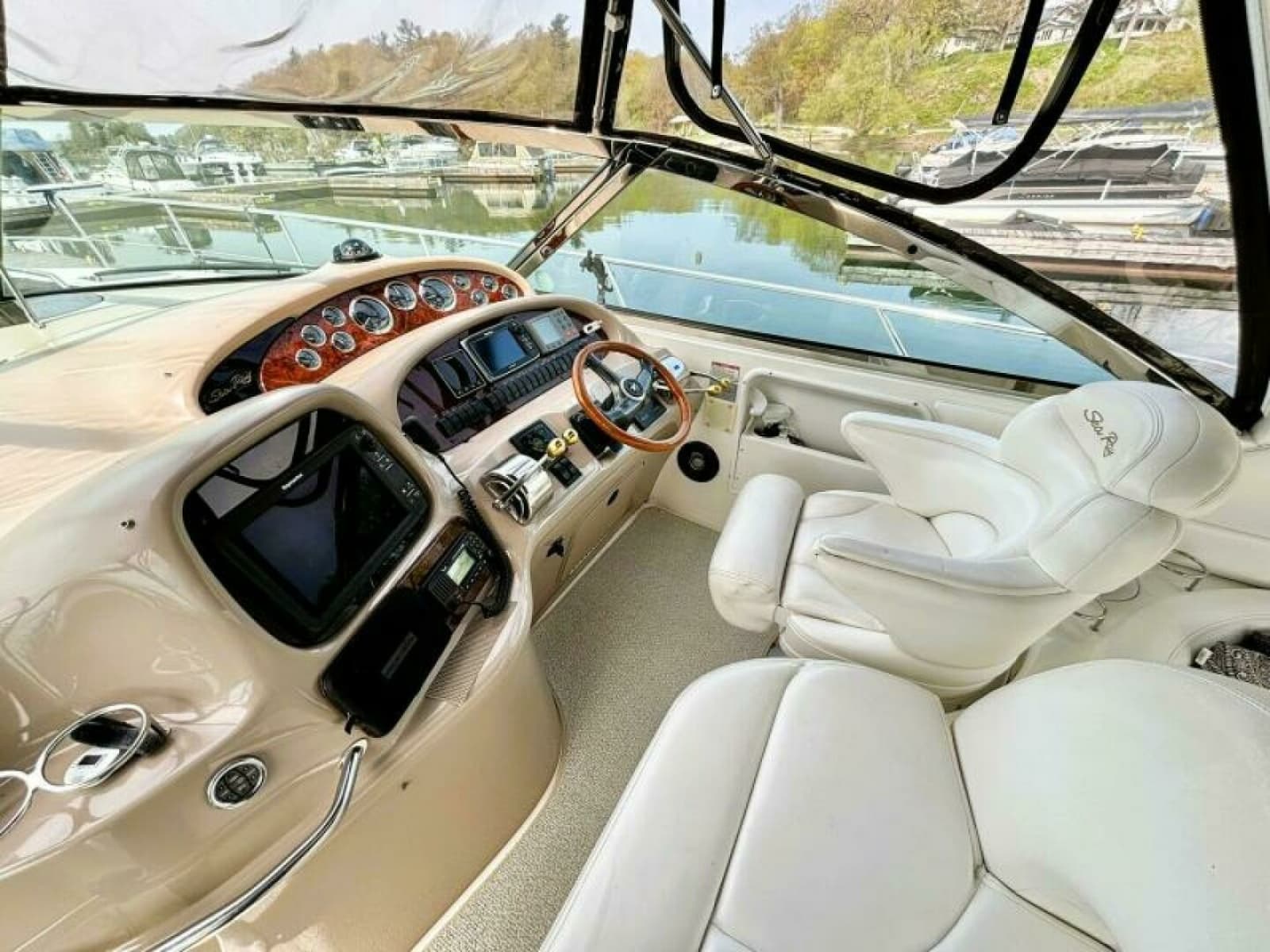 2000 Sea Ray 410 SUNDANCER - Photo 16