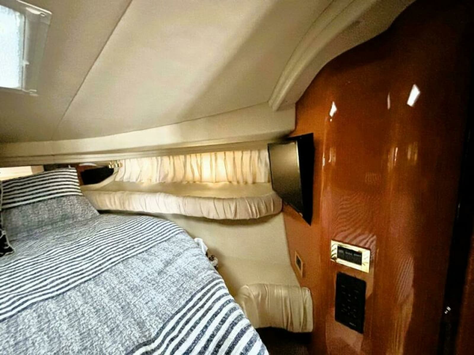 2000 Sea Ray 410 SUNDANCER - Photo 36