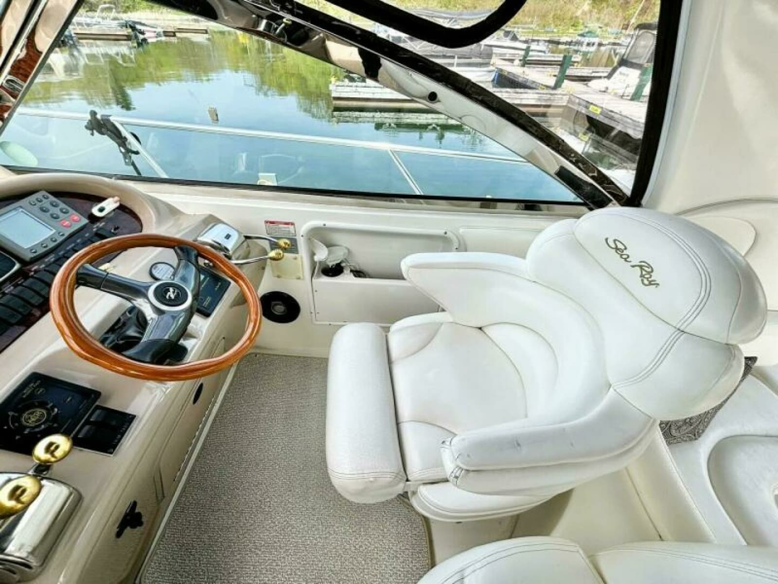 2000 Sea Ray 410 SUNDANCER - Photo 17