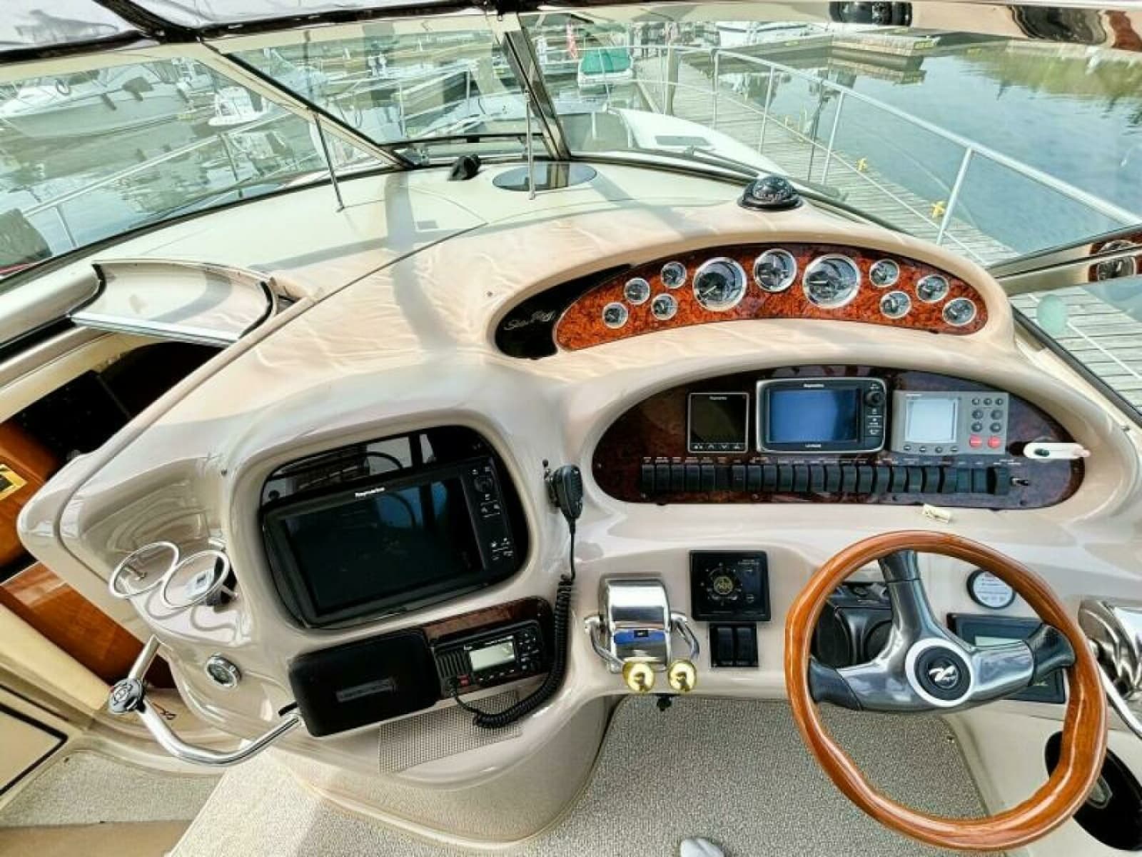 2000 Sea Ray 410 SUNDANCER - Photo 19