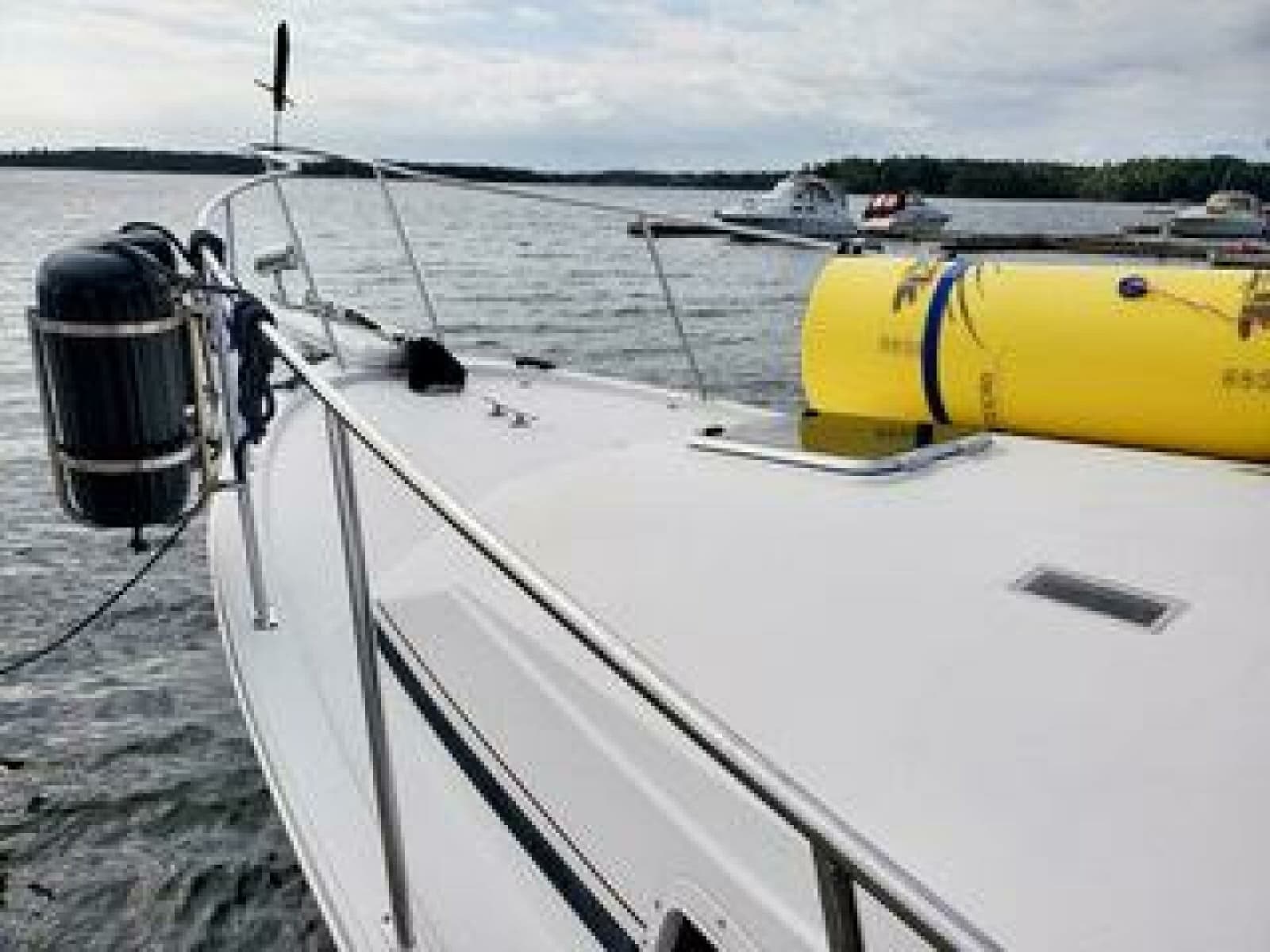1986 Bayliner 3270 - Photo 5