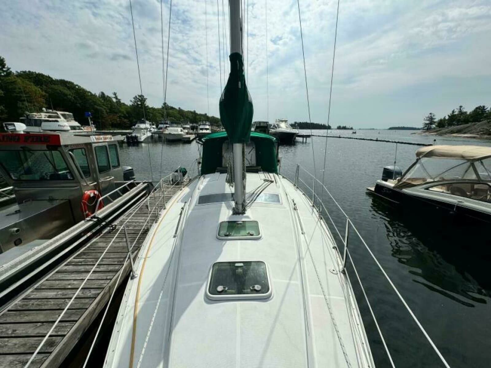 2004 Beneteau 323 - Photo 9