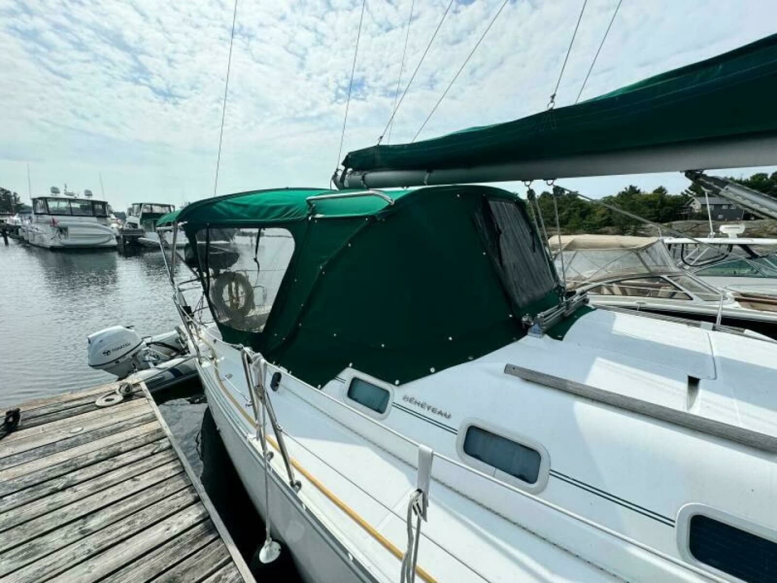 2004 Beneteau 323 - Photo 12