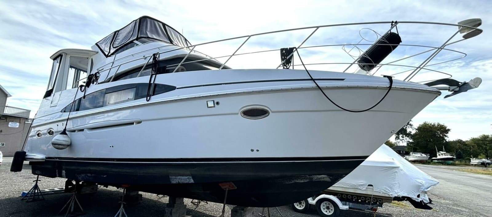 2003 Carver 396 Motor Yacht - Photo 1