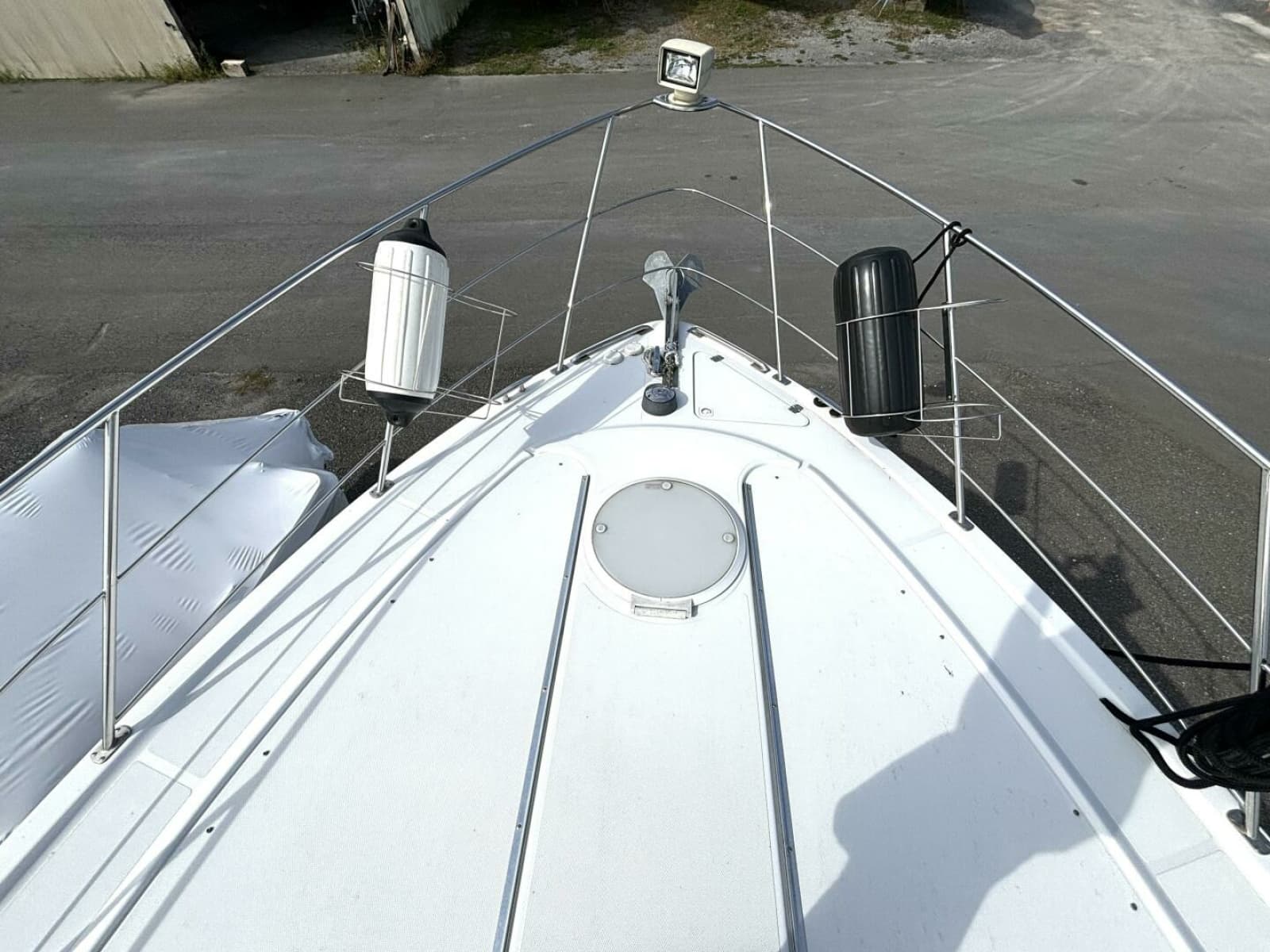 2003 Carver 396 Motor Yacht - Photo 15