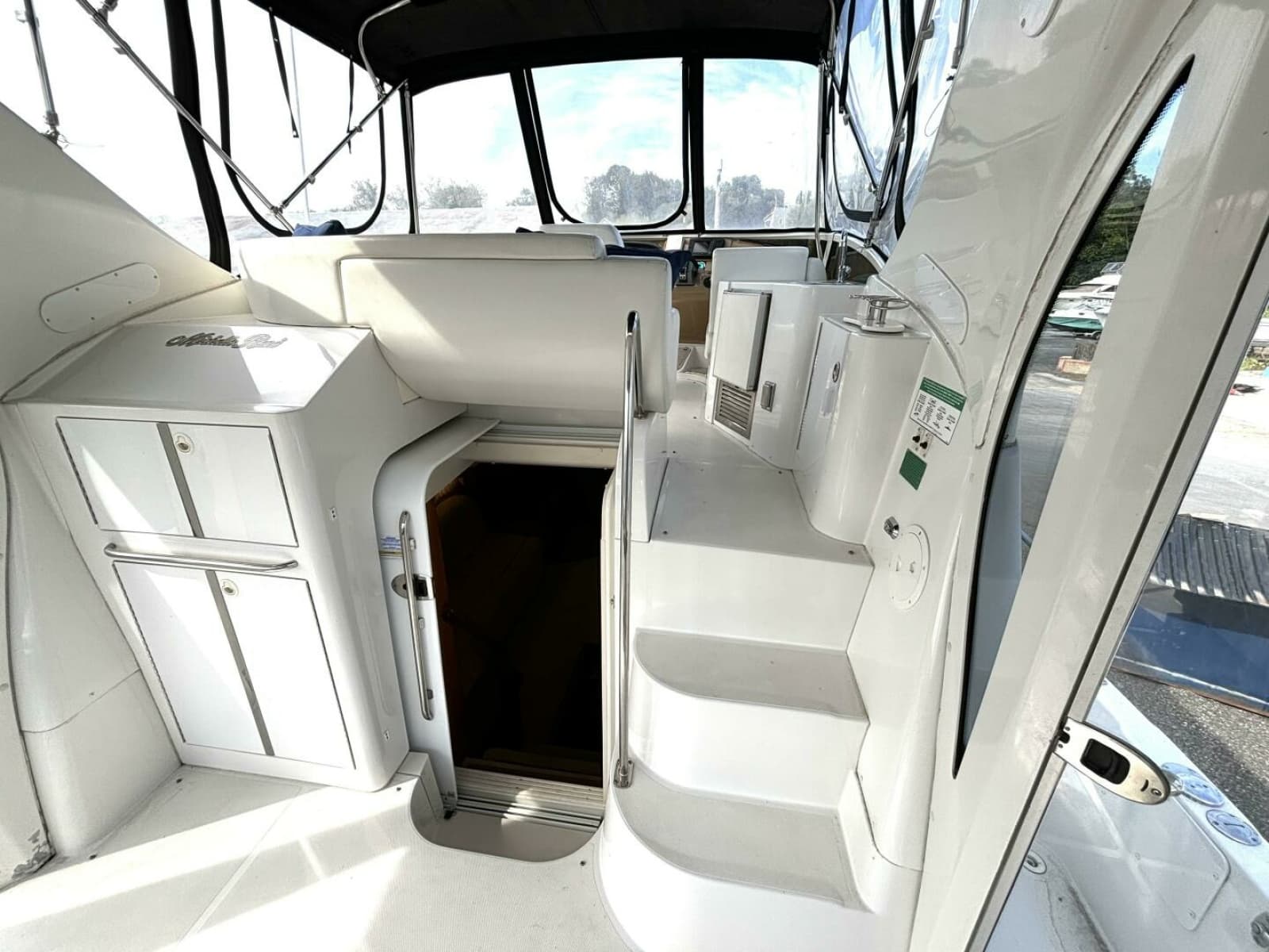 2003 Carver 396 Motor Yacht - Photo 19