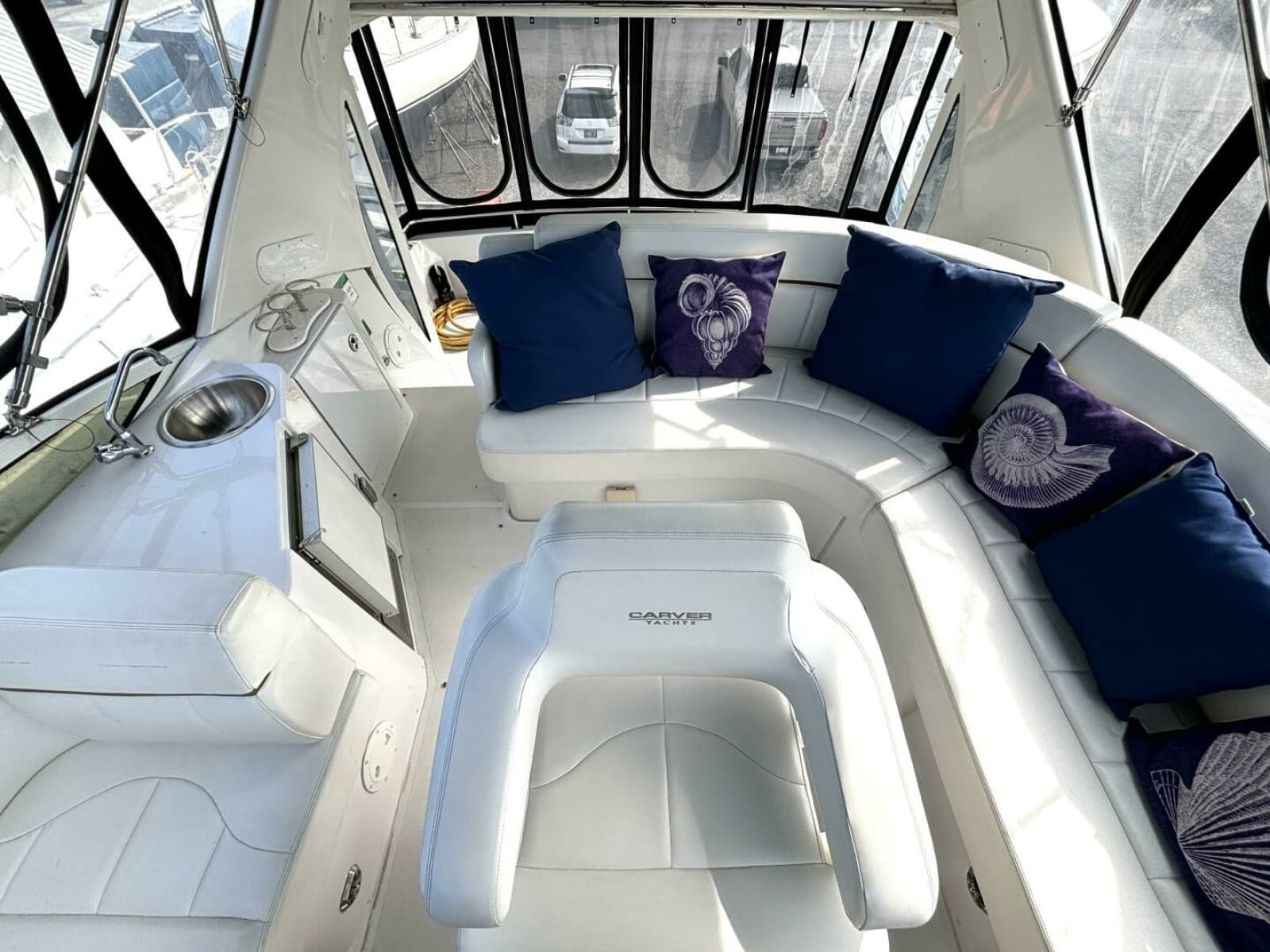 2003 Carver 396 Motor Yacht - Photo 27