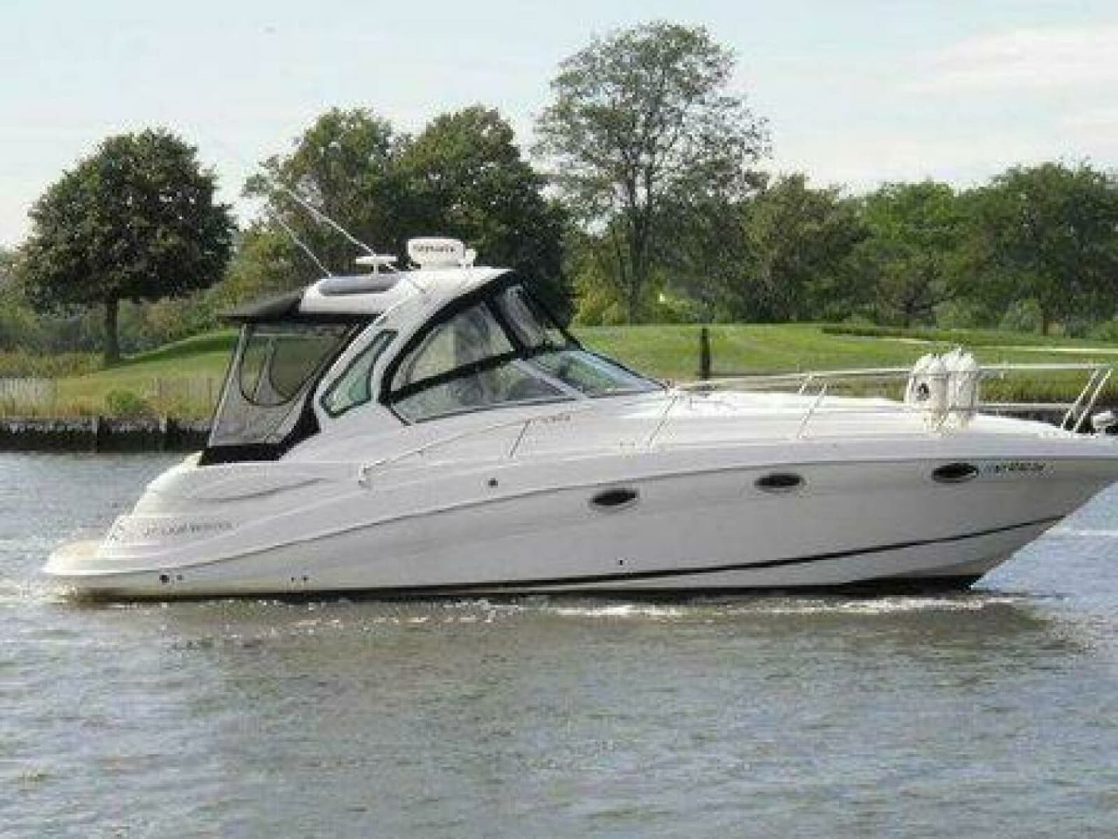 2011 Four Winns V335 - Photo 1