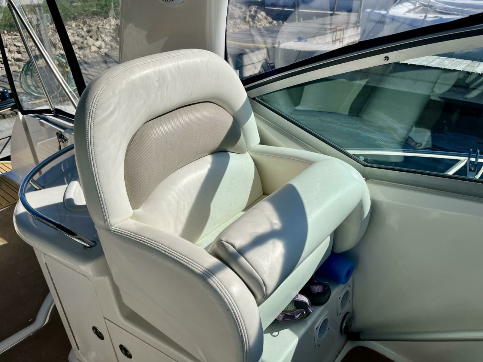 2004 Sea Ray 340 Sundancer - Photo 8