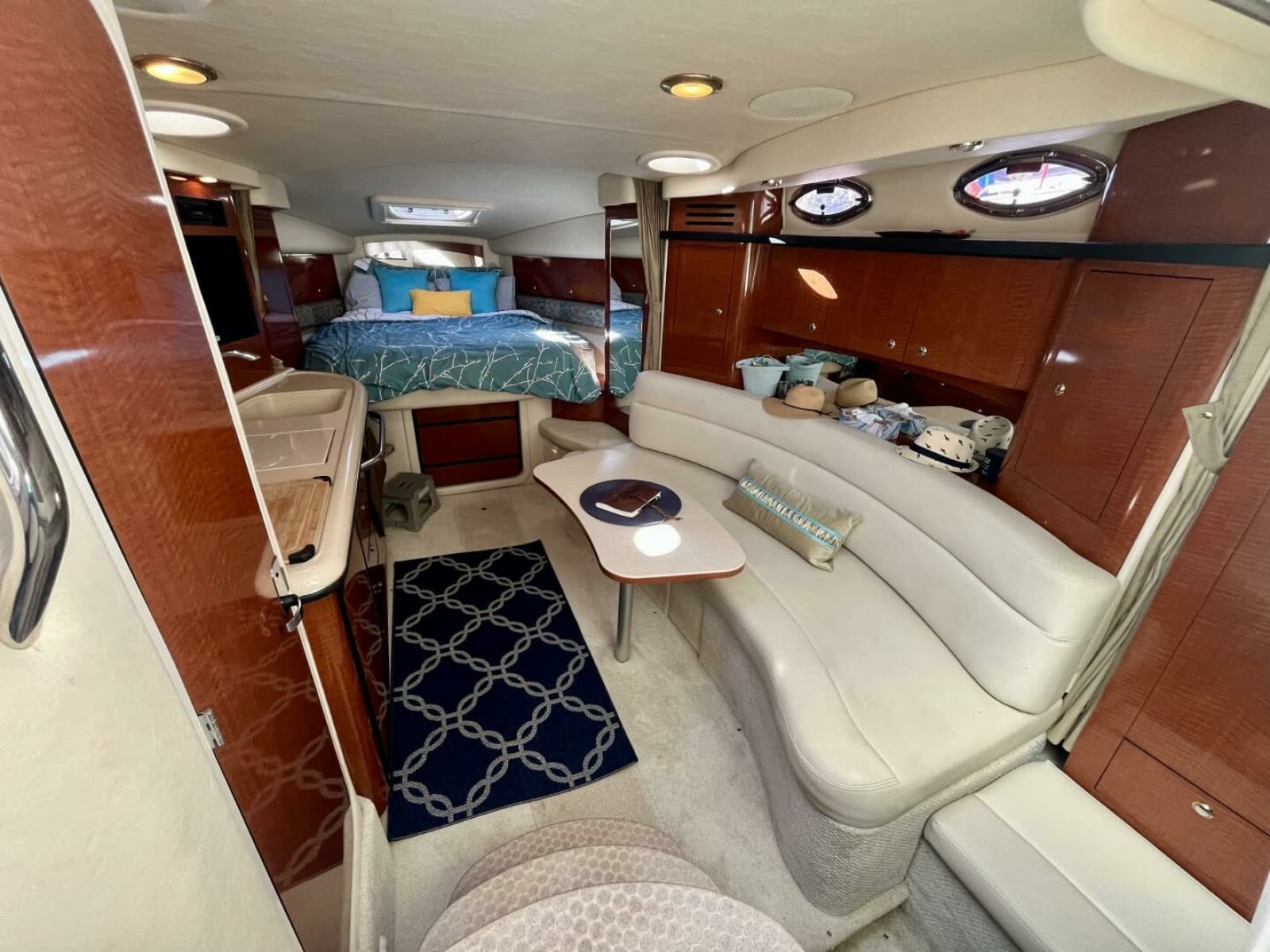 2004 Sea Ray 340 Sundancer - Photo 12