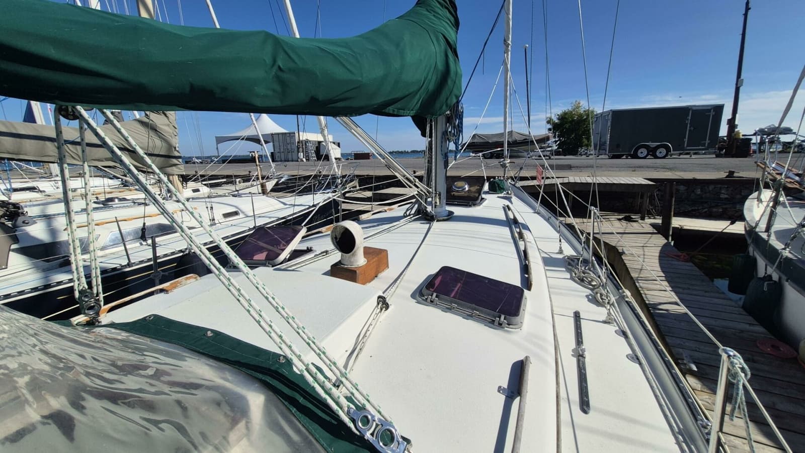 1981 Niagara 35 Classic - Photo 11