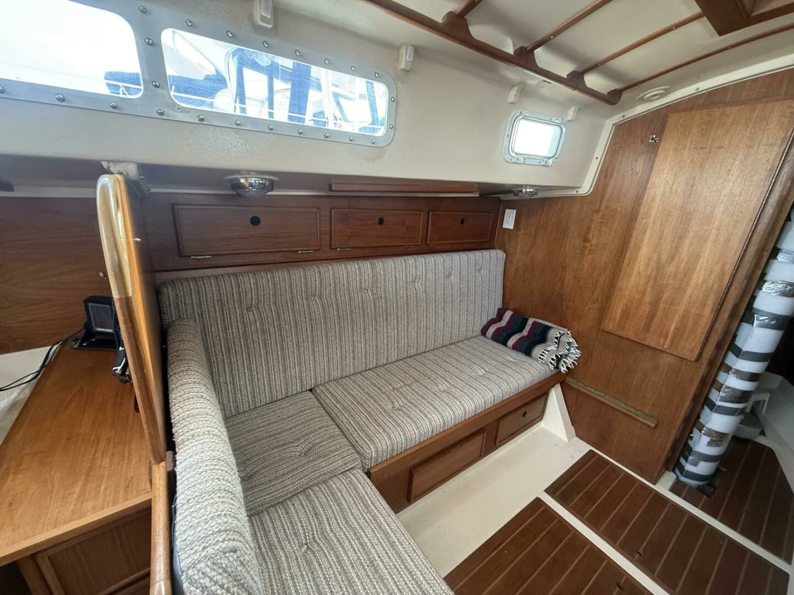 1980 Alberg 37 MKII - Photo 21