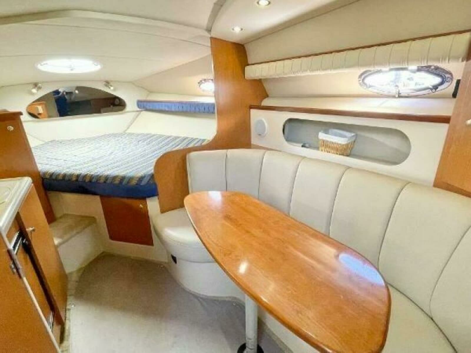 2004 Cruisers Yachts 280 CXI - Photo 21