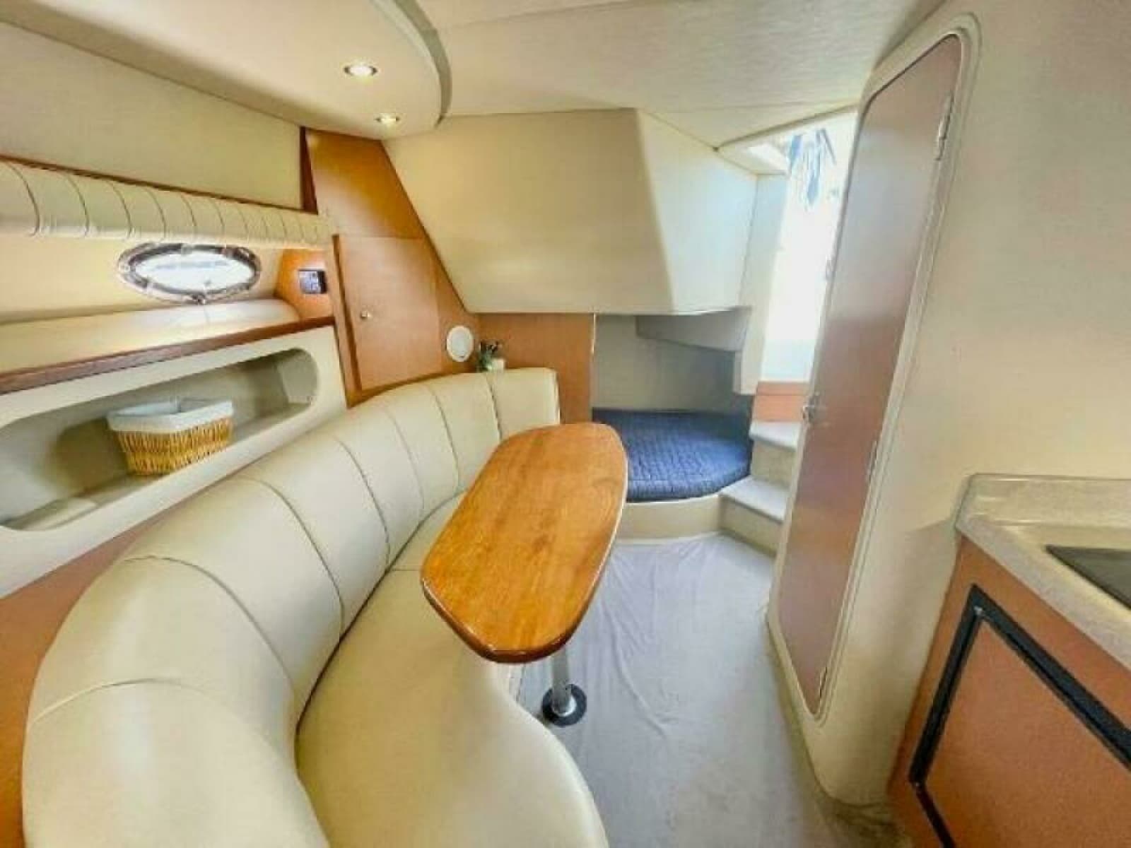 2004 Cruisers Yachts 280 CXI - Photo 25
