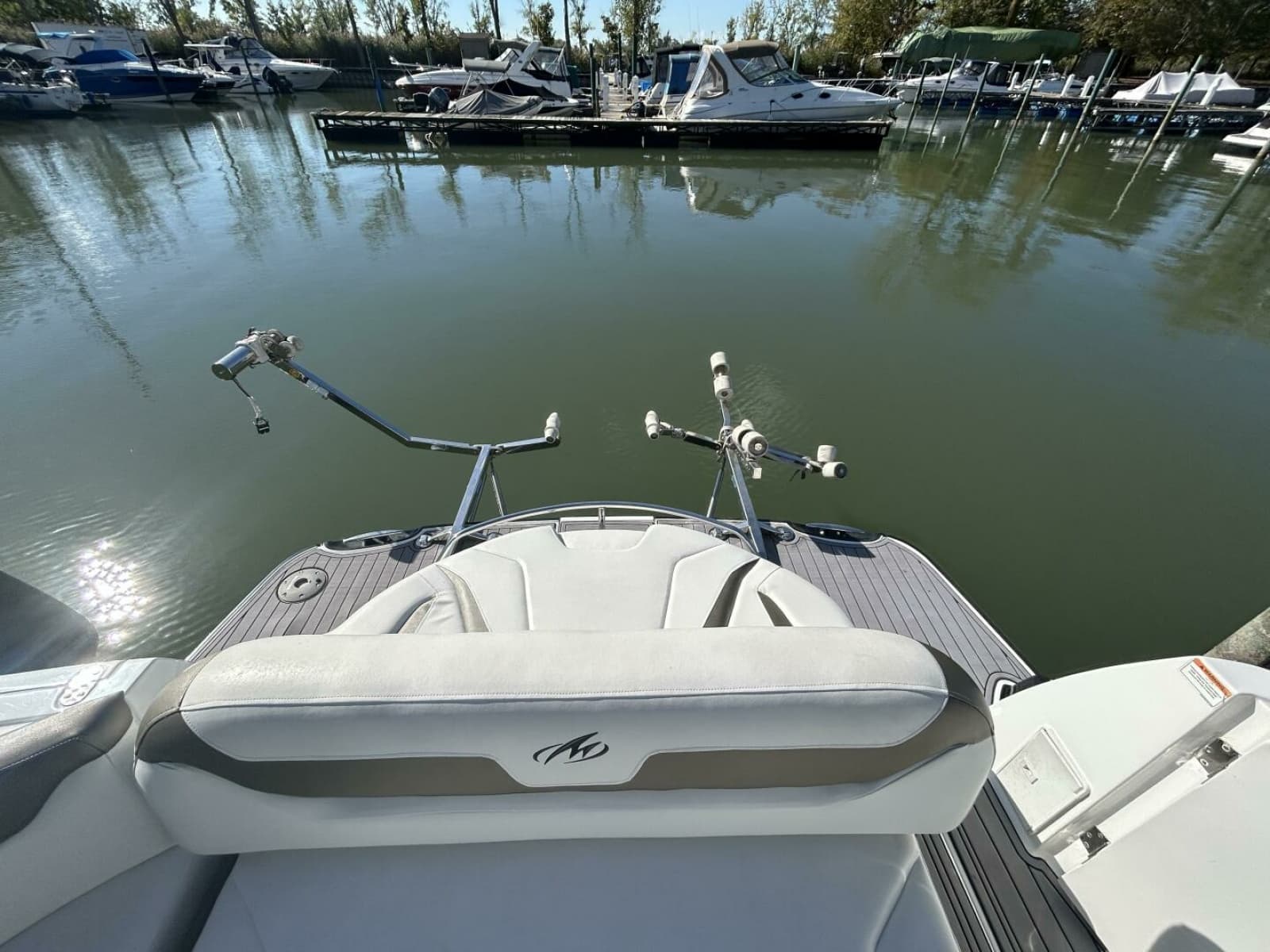 2015 Monterey 355 Sport Yacht - Photo 8