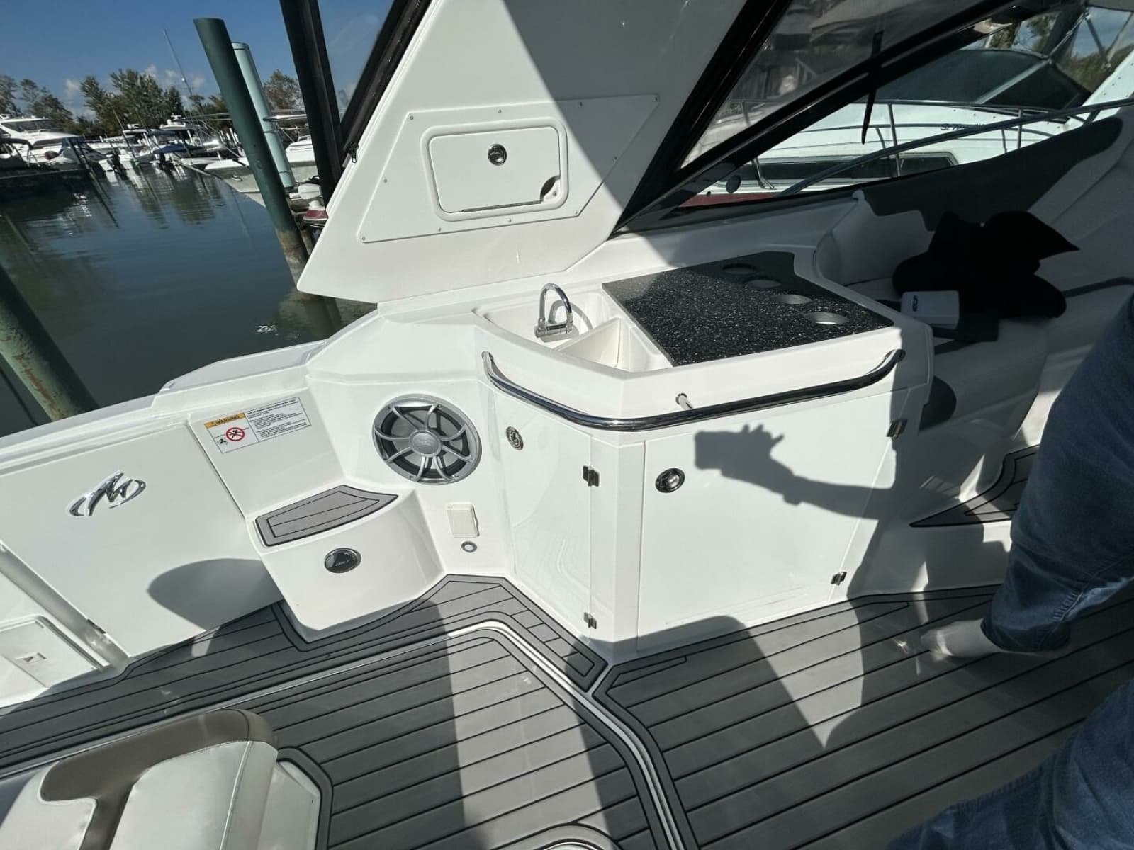 2015 Monterey 355 Sport Yacht - Photo 15