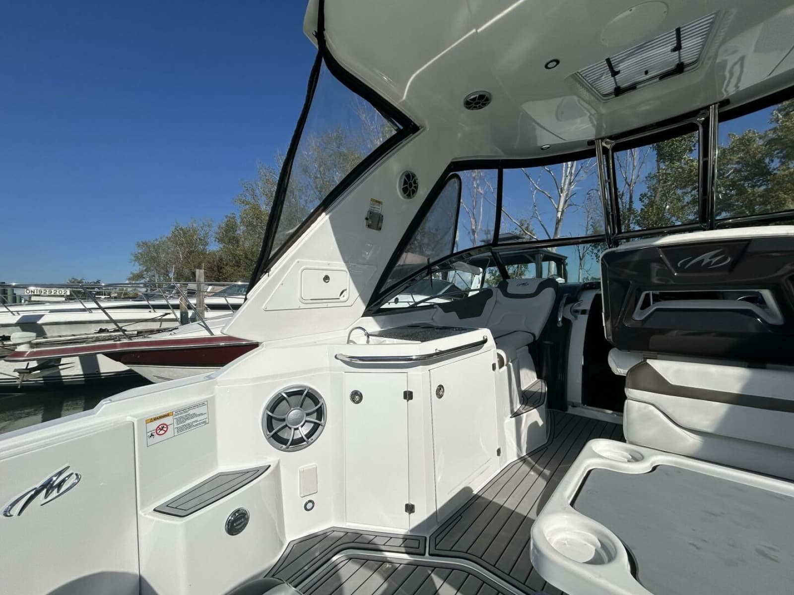 2015 Monterey 355 Sport Yacht - Photo 16