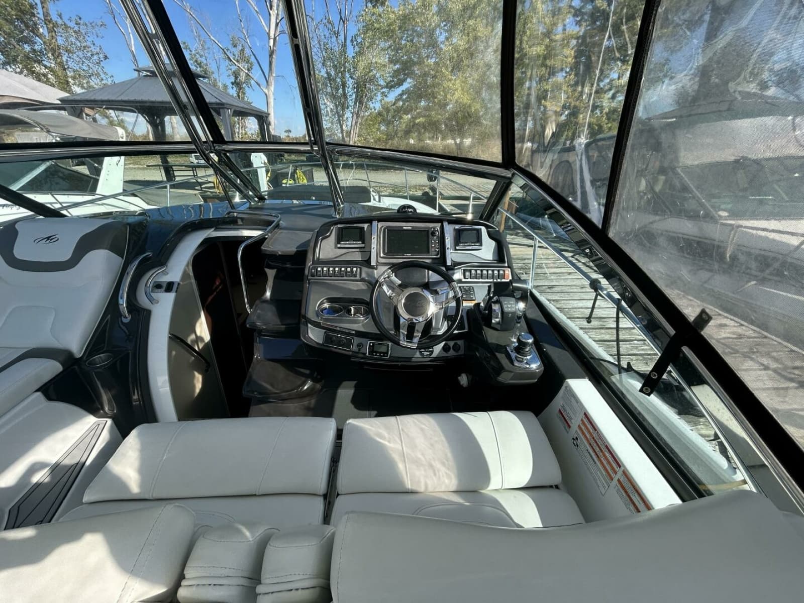 2015 Monterey 355 Sport Yacht - Photo 31