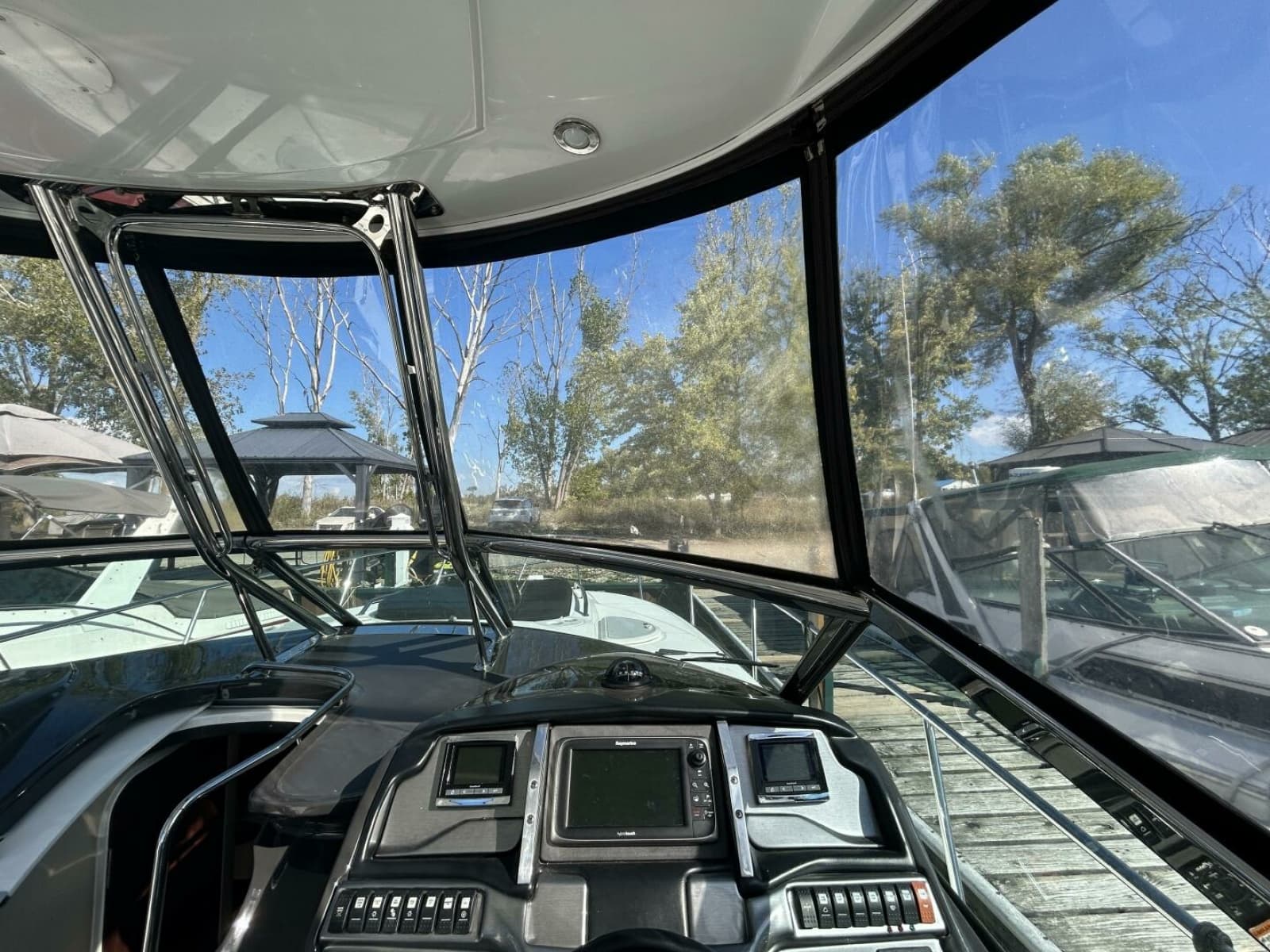 2015 Monterey 355 Sport Yacht - Photo 45