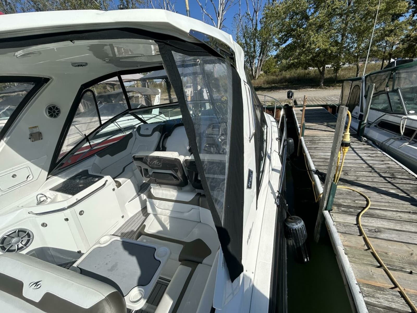 2015 Monterey 355 Sport Yacht - Photo 91