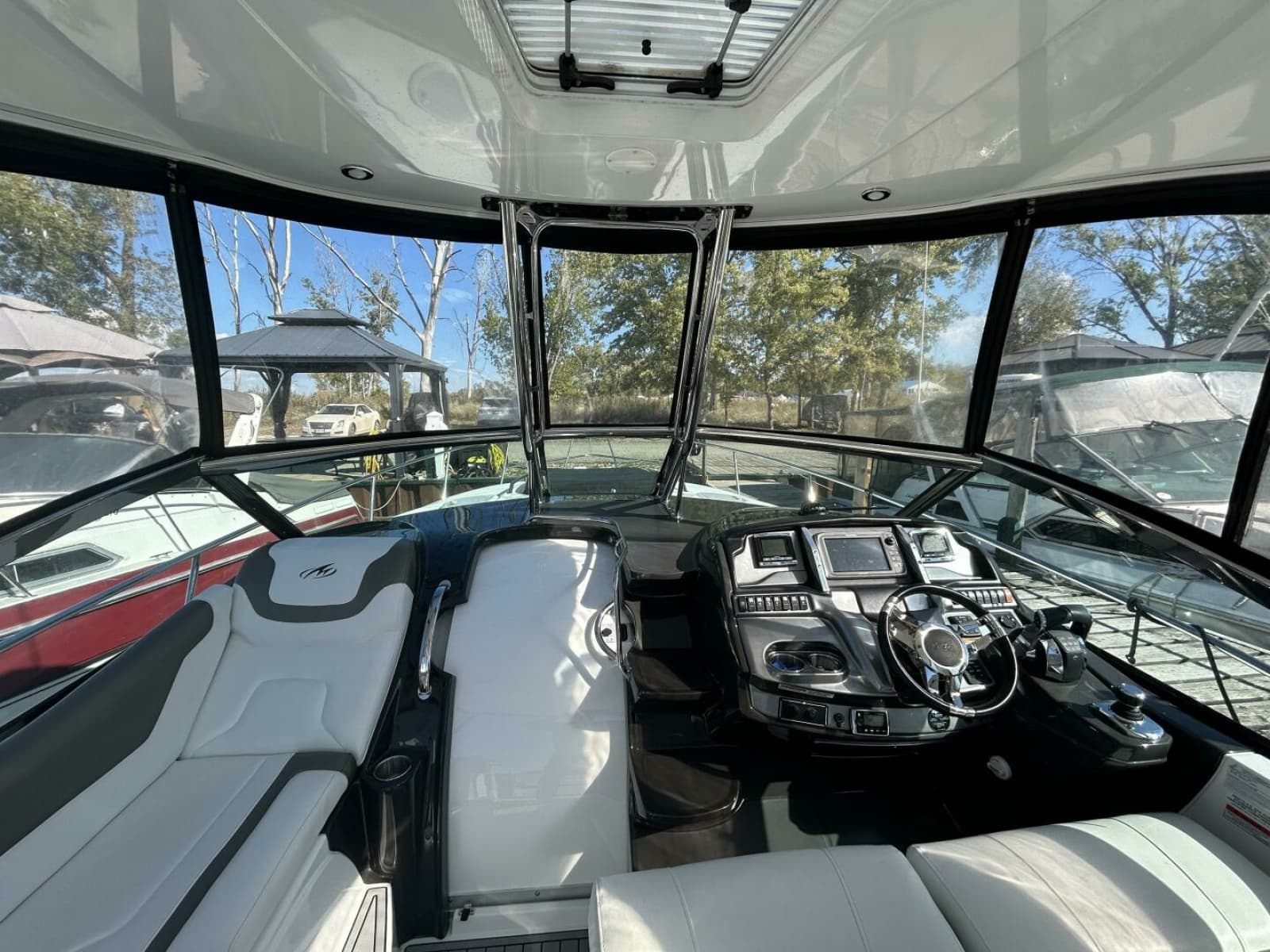 2015 Monterey 355 Sport Yacht - Photo 47