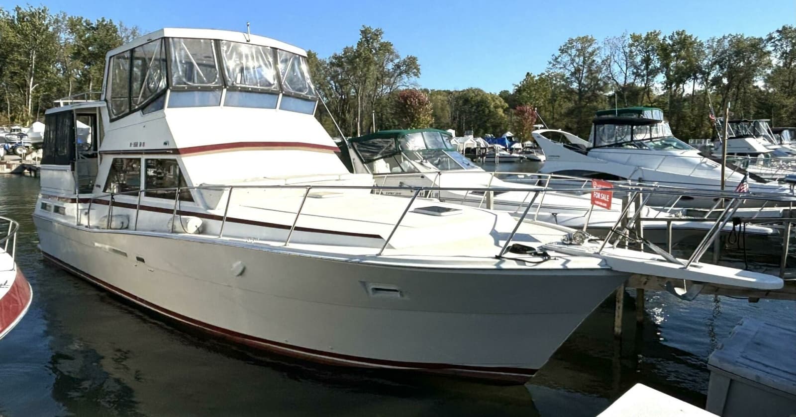 1987 Viking Motor Yacht - Photo 1