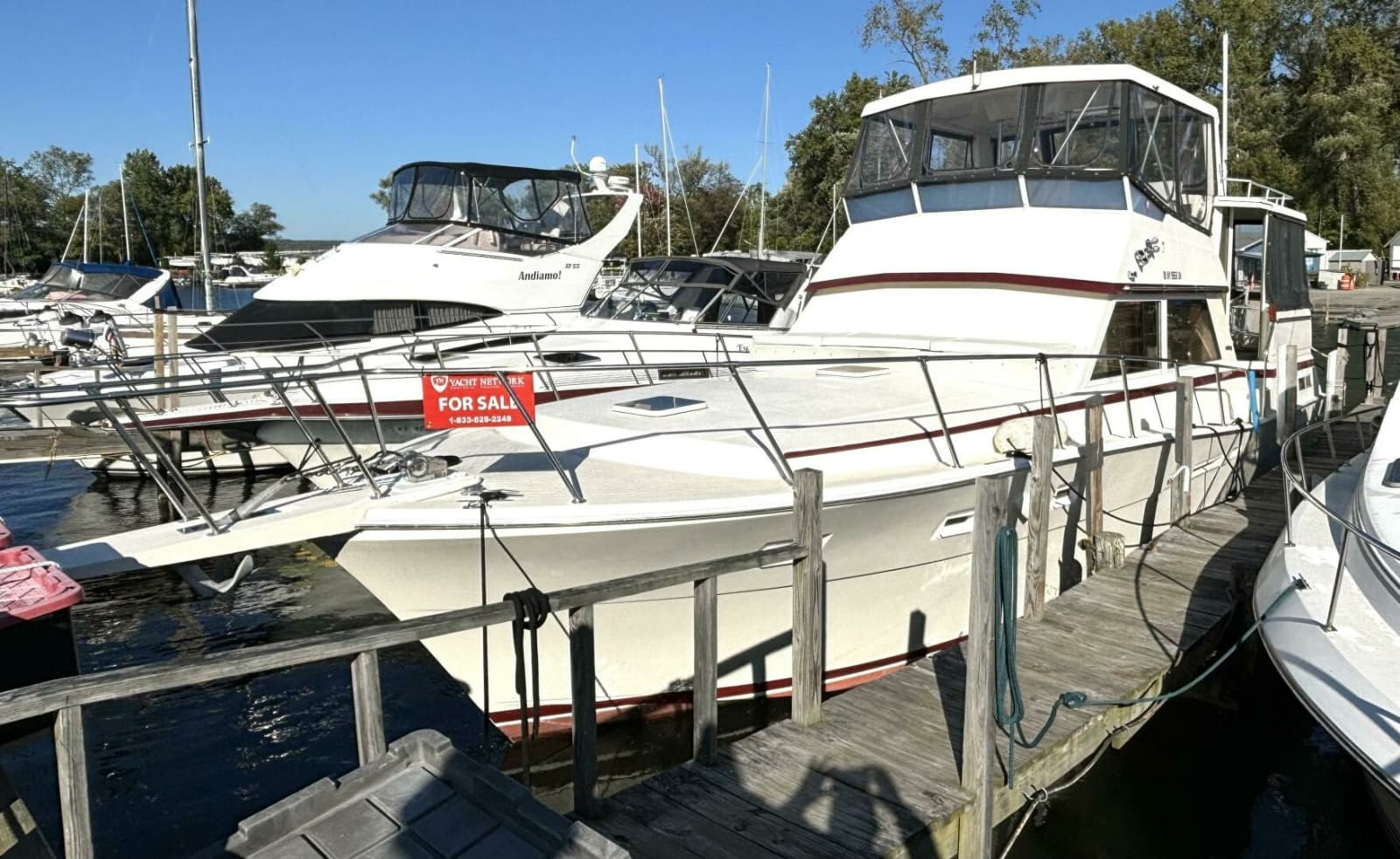 1987 Viking Motor Yacht - Photo 3