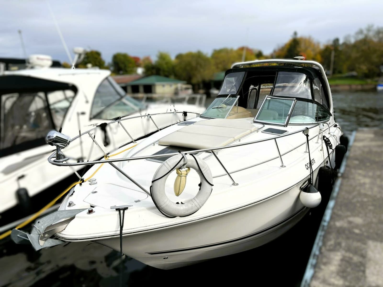 2004 Chaparral 310 SIGNATURE - Photo 2