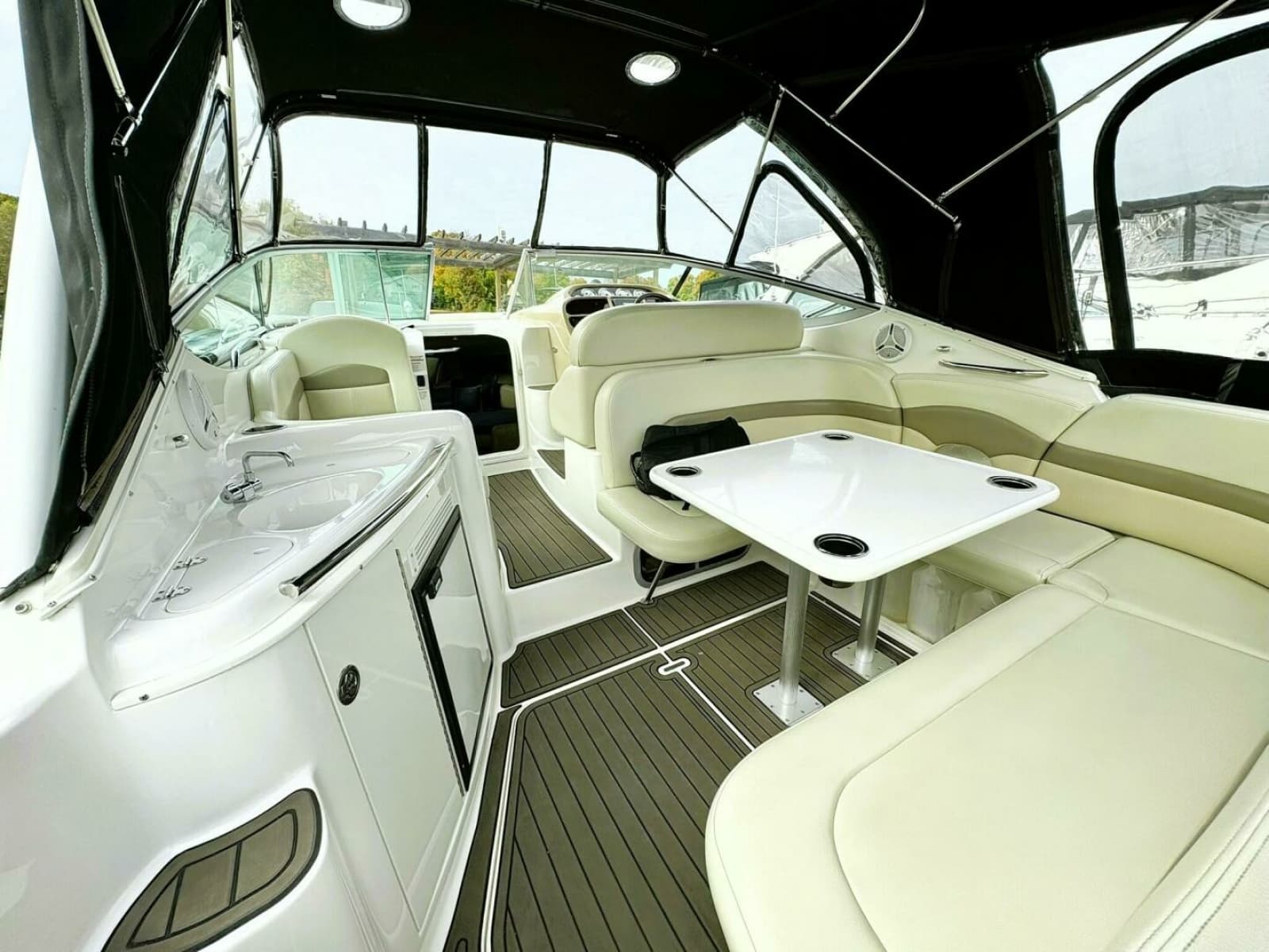 2004 Chaparral 310 SIGNATURE - Photo 7