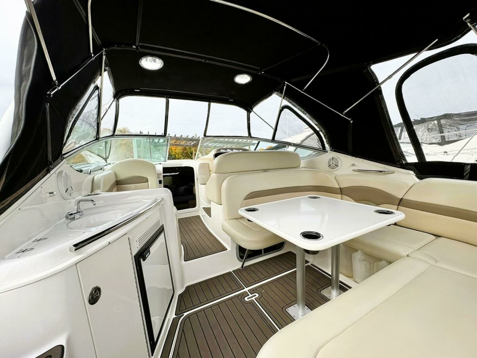 2004 Chaparral 310 SIGNATURE - Photo 10