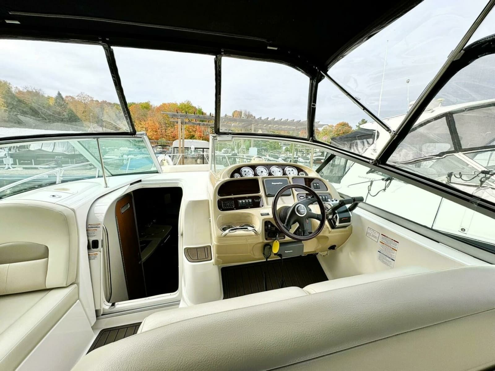 2004 Chaparral 310 SIGNATURE - Photo 17