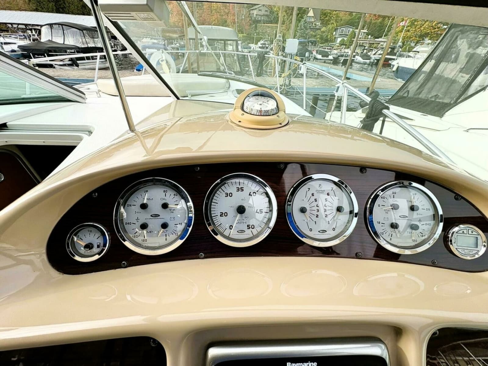 2004 Chaparral 310 SIGNATURE - Photo 22