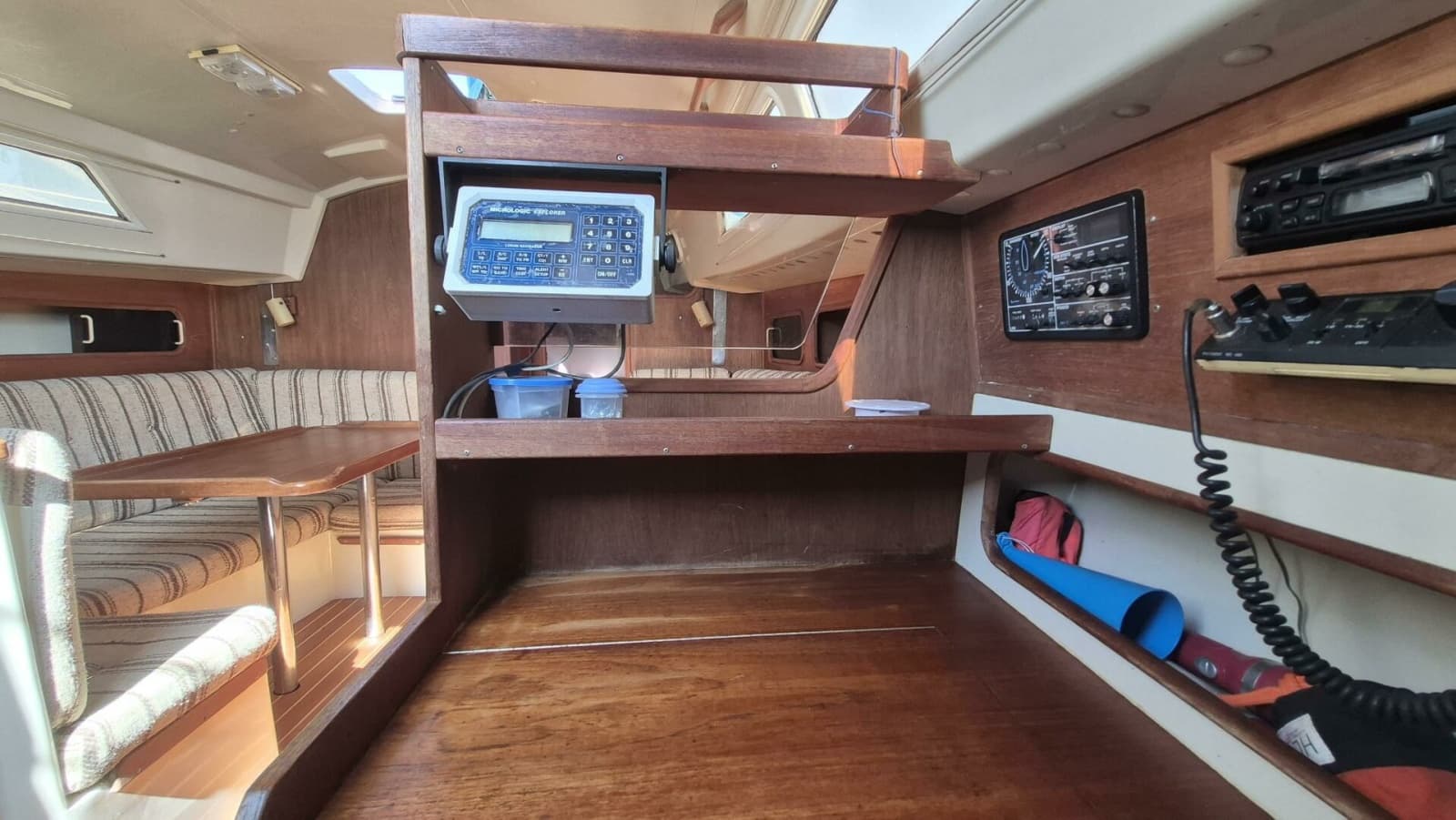 1984 Mirage 35 - Photo 27