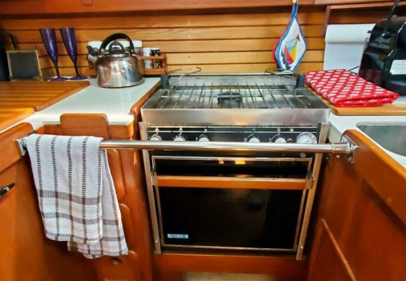 1989 Brewer 35 ARAGOSA CUTTER - Photo 13