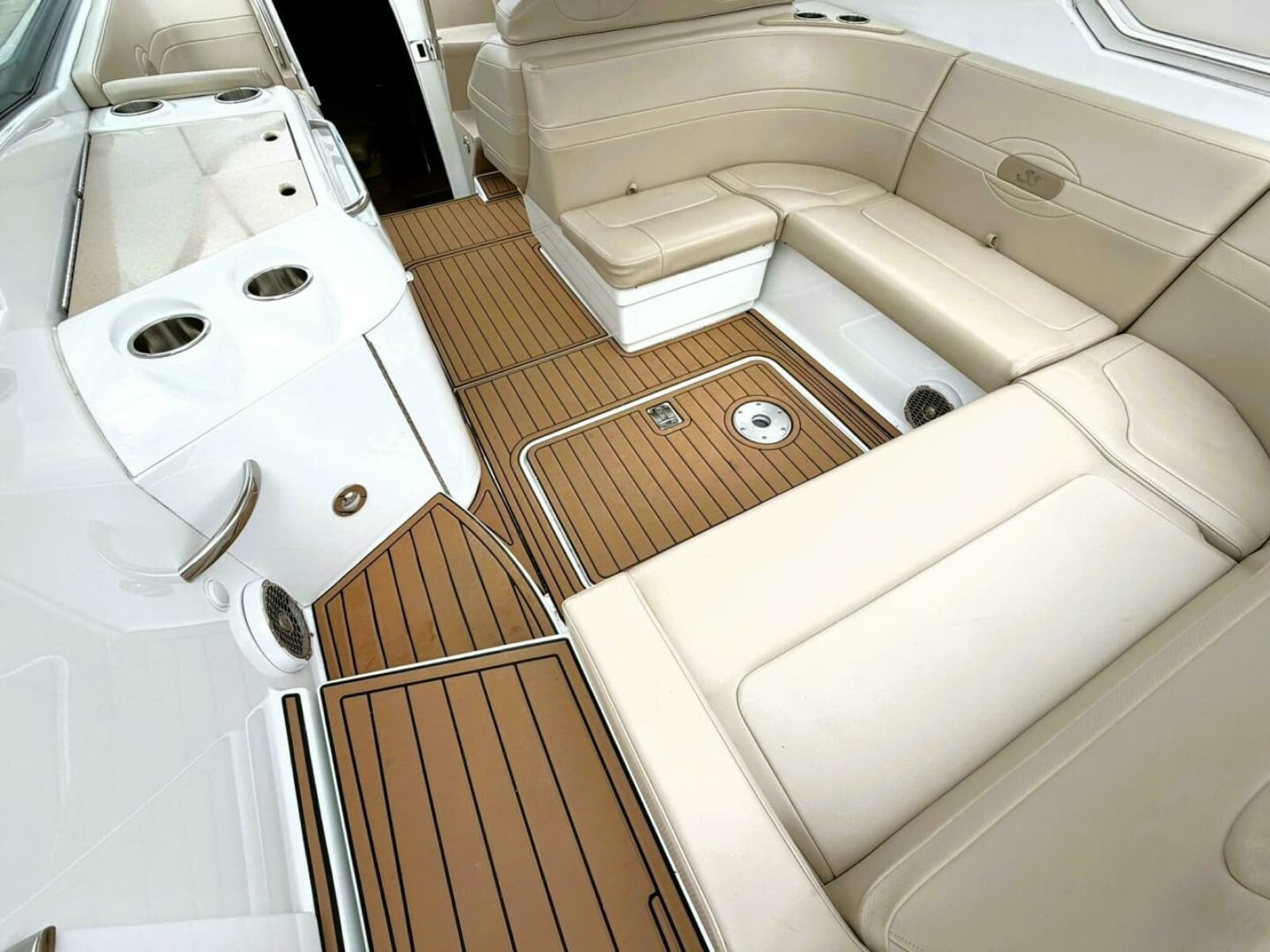 2011 Formula 310 SUN SPORT - Photo 16