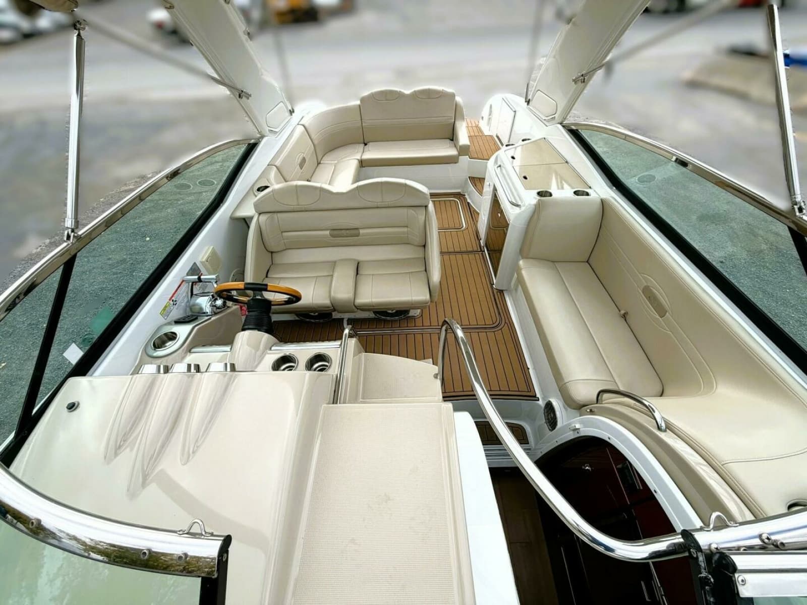 2011 Formula 310 SUN SPORT - Photo 41