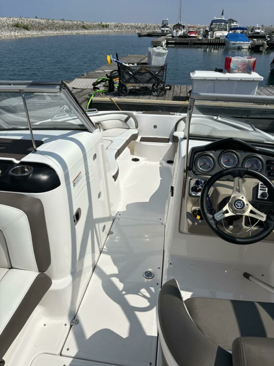 2013 Yamaha Boats 242 Limited S - Photo 9