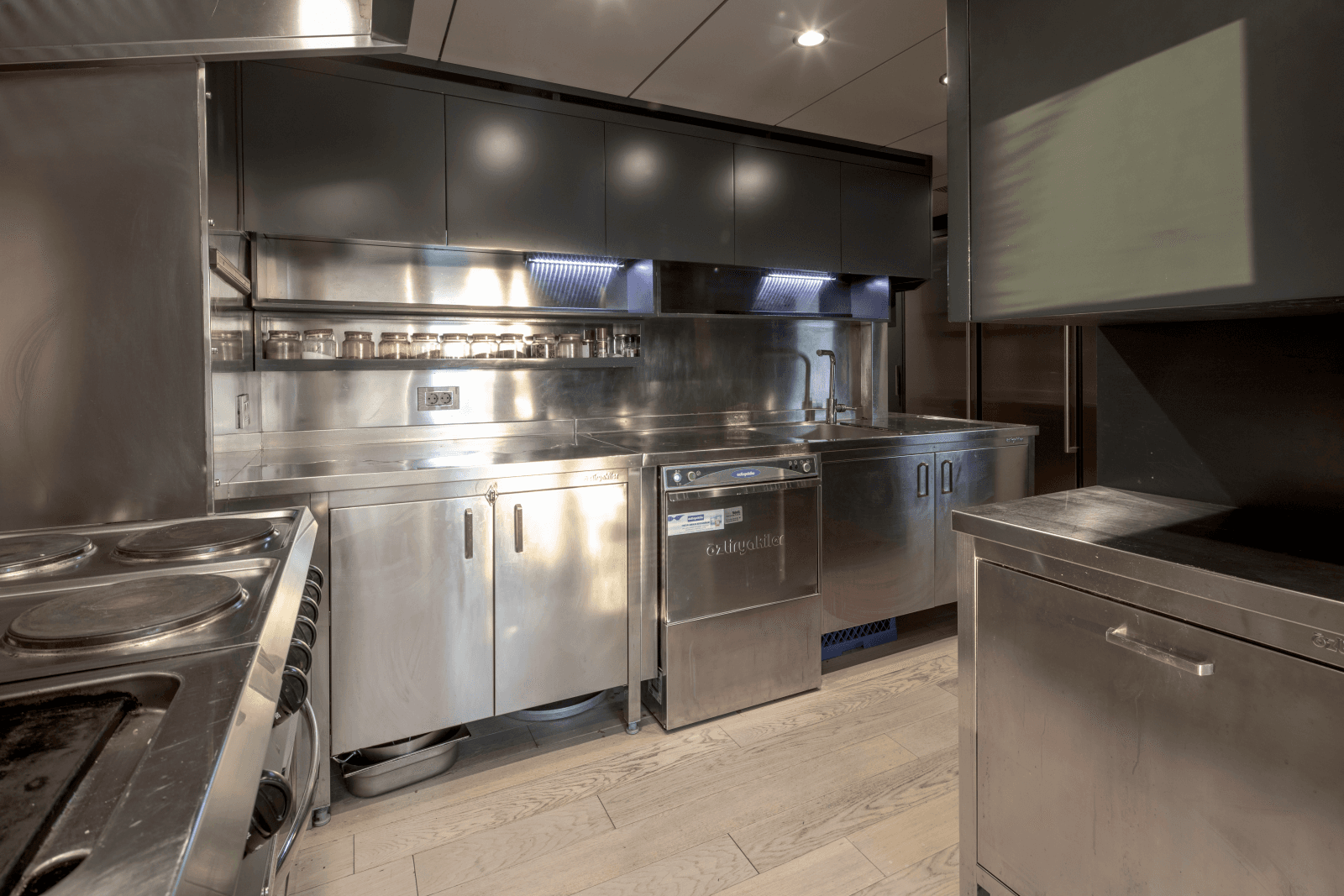 2019 Numarine 32XP - Photo 54