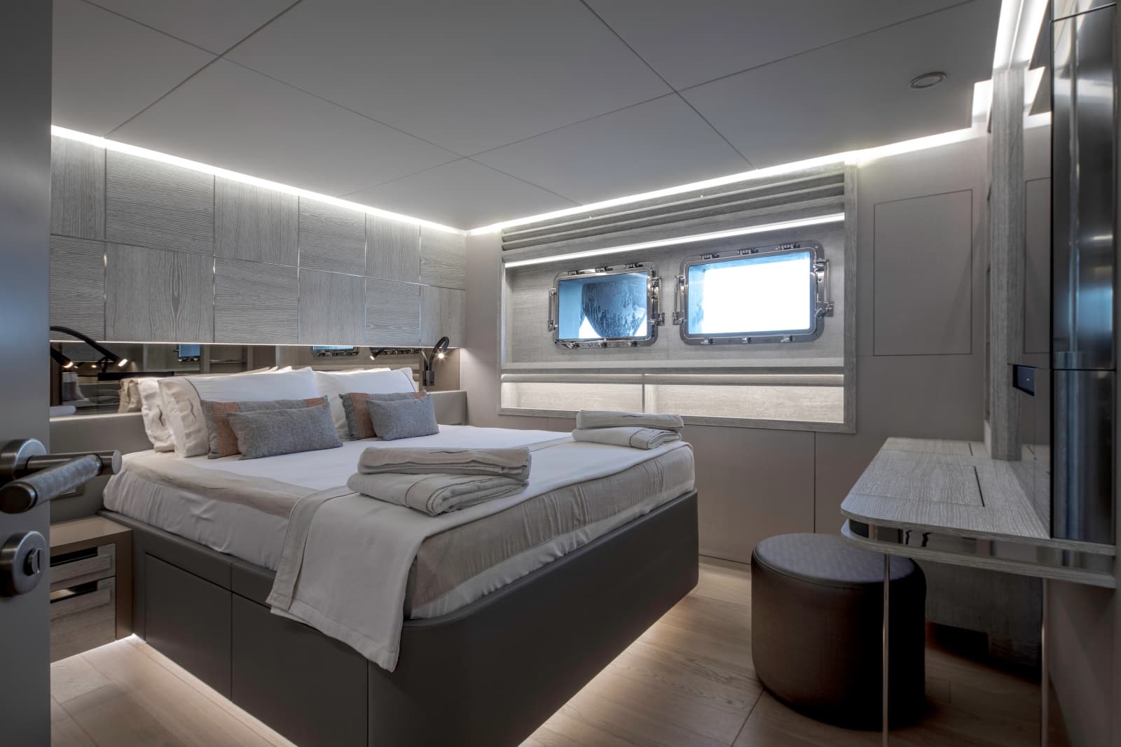 2019 Numarine 32XP - Photo 43